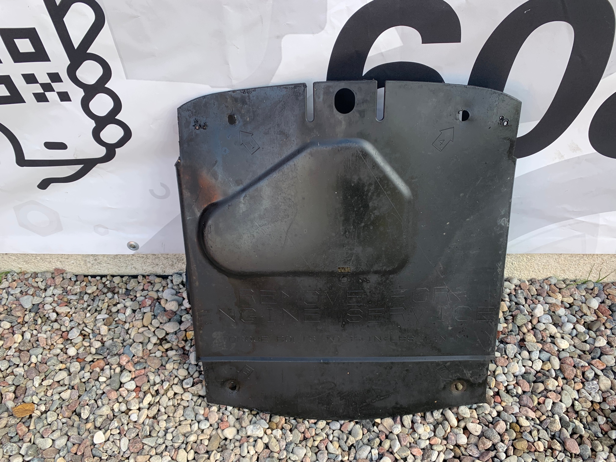 cover below engine below gearbox Chrysler 300C 3.0 CRD 04806174AB