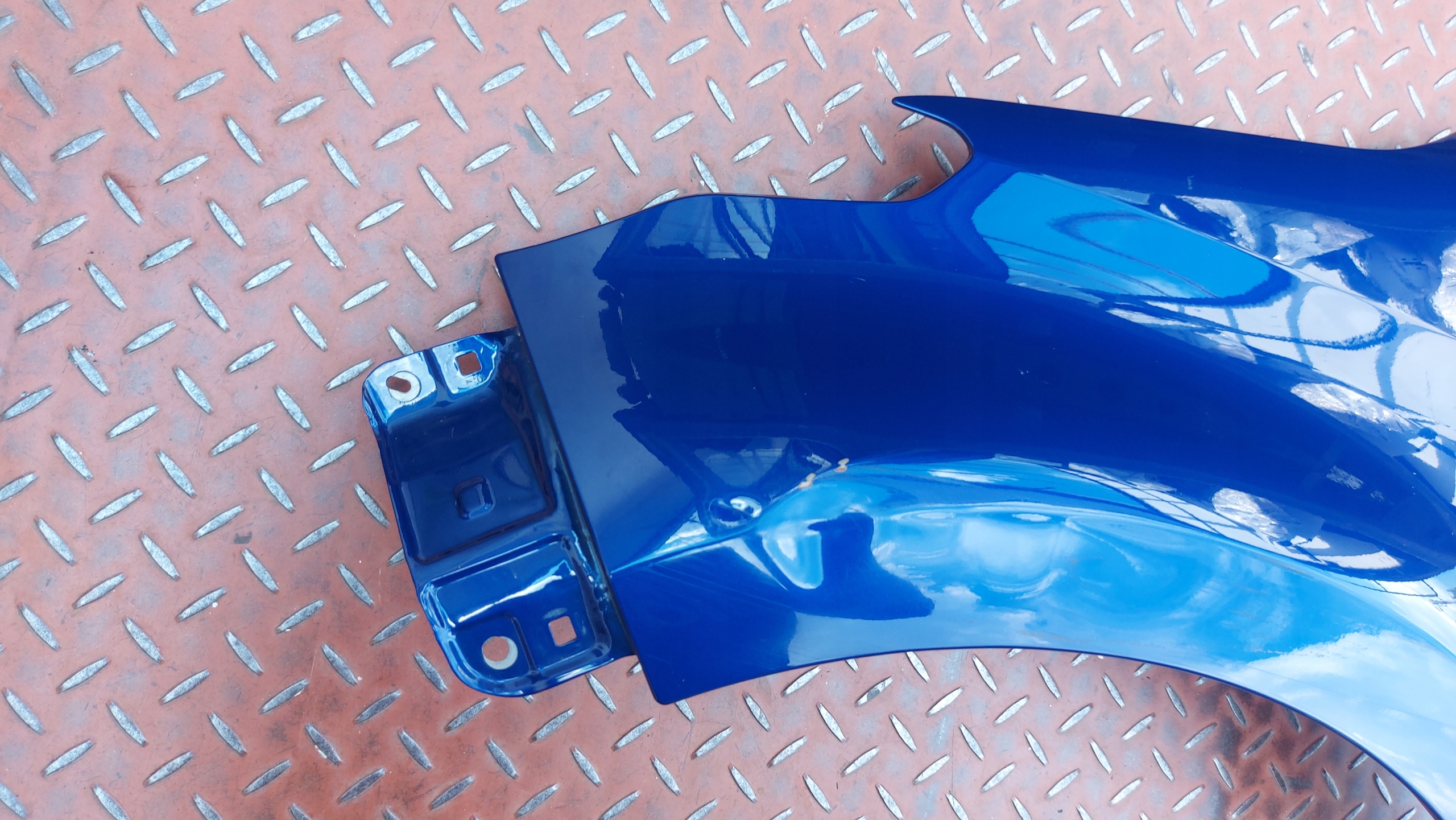 fender left front TOYOTA YARIS IV 20