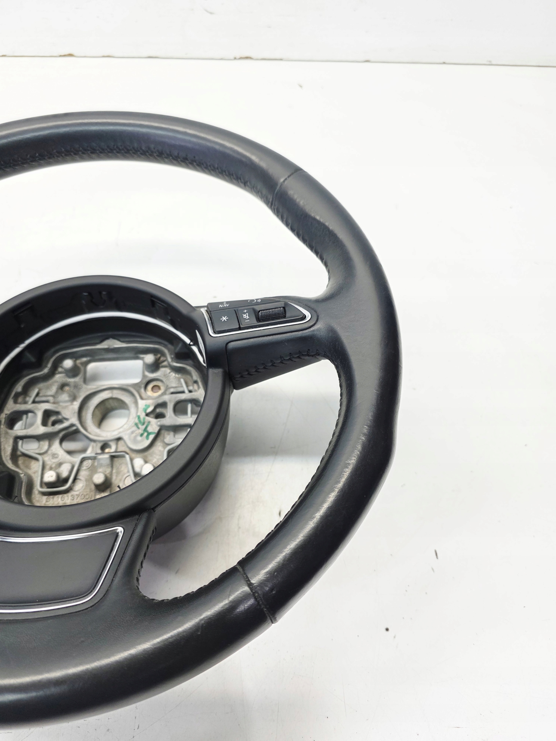 steering wheel, leather MULTIFUNKCJA AUDI A4 B8 A6 C7 A7 4G0419091R 1KT 3/25