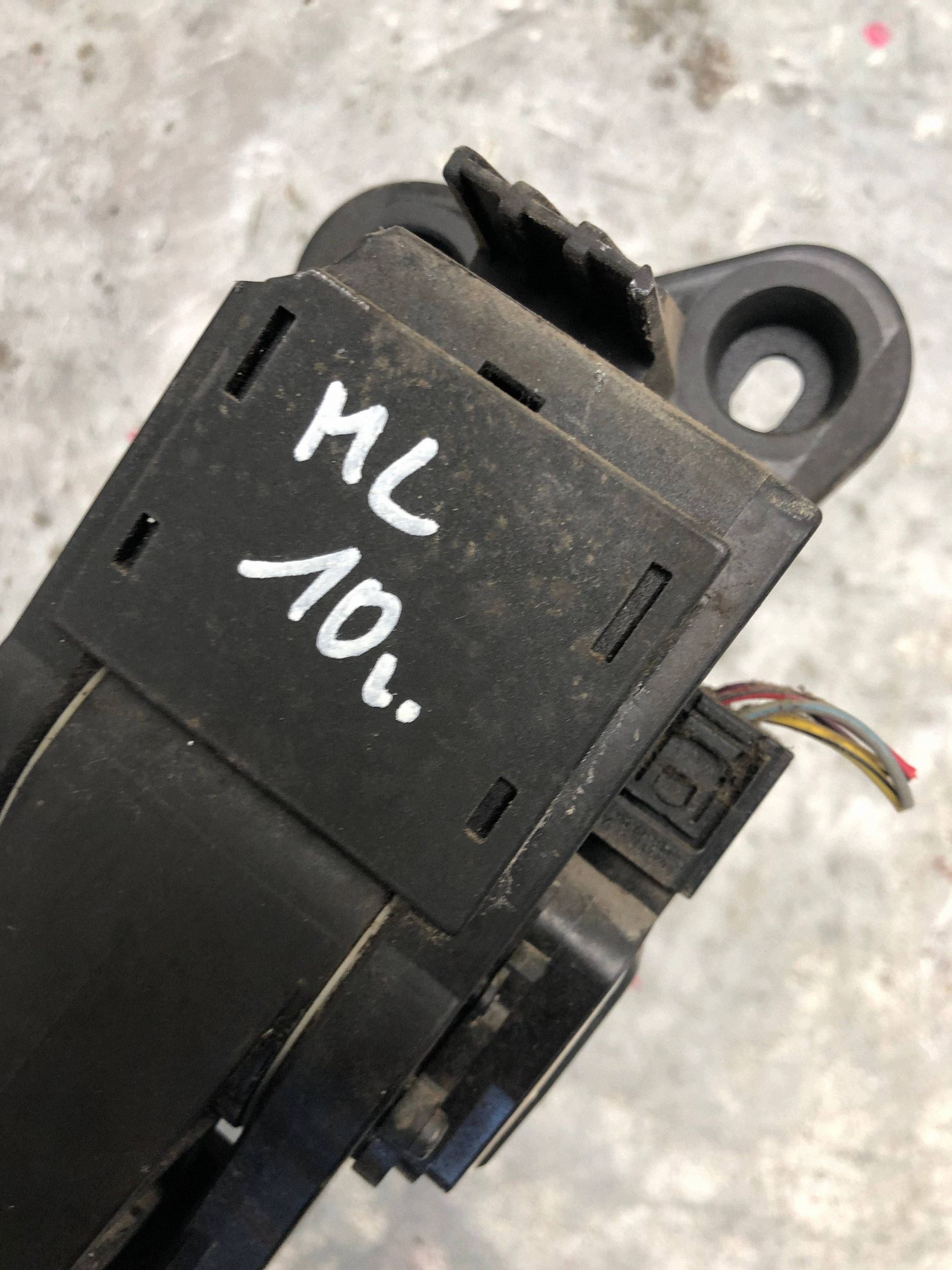 Gaspedal MERCEDES ML W164 A1643000104