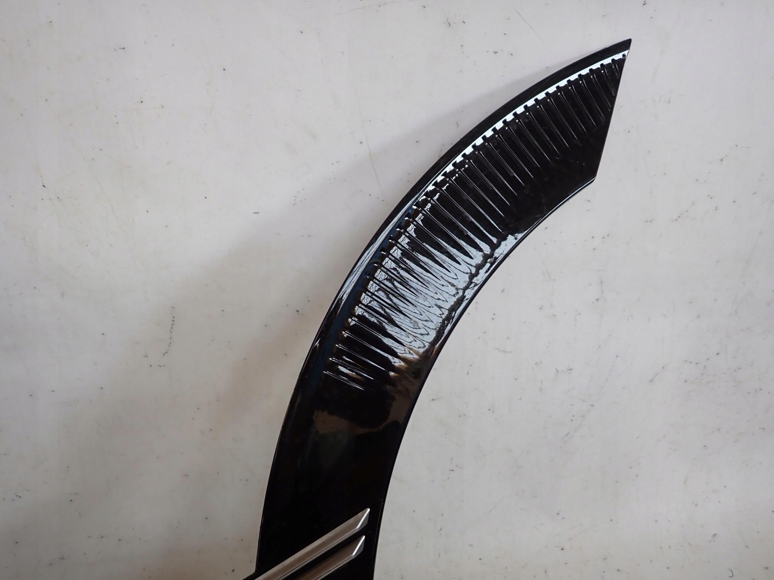 KIA EV6 21-> moulding cap door left rear part left rear 87733-CV100