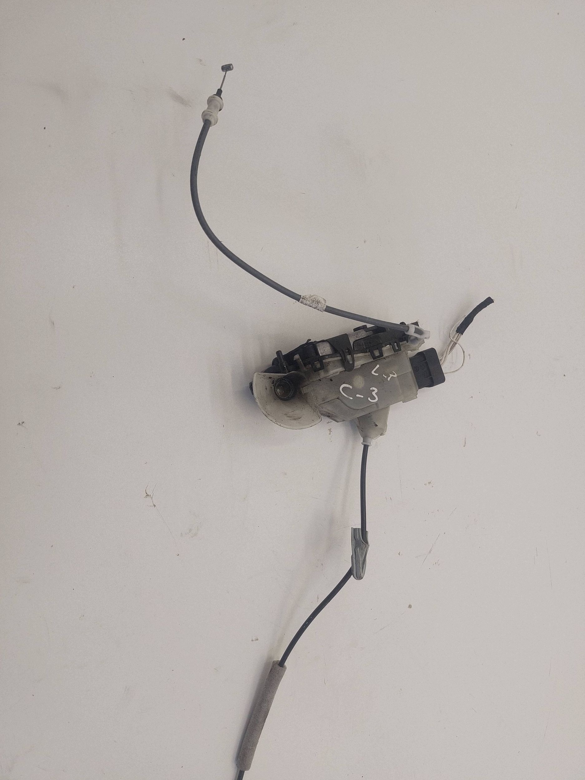 CITROEN C3 III 16-24r lock door left front front 123981 EUROPA