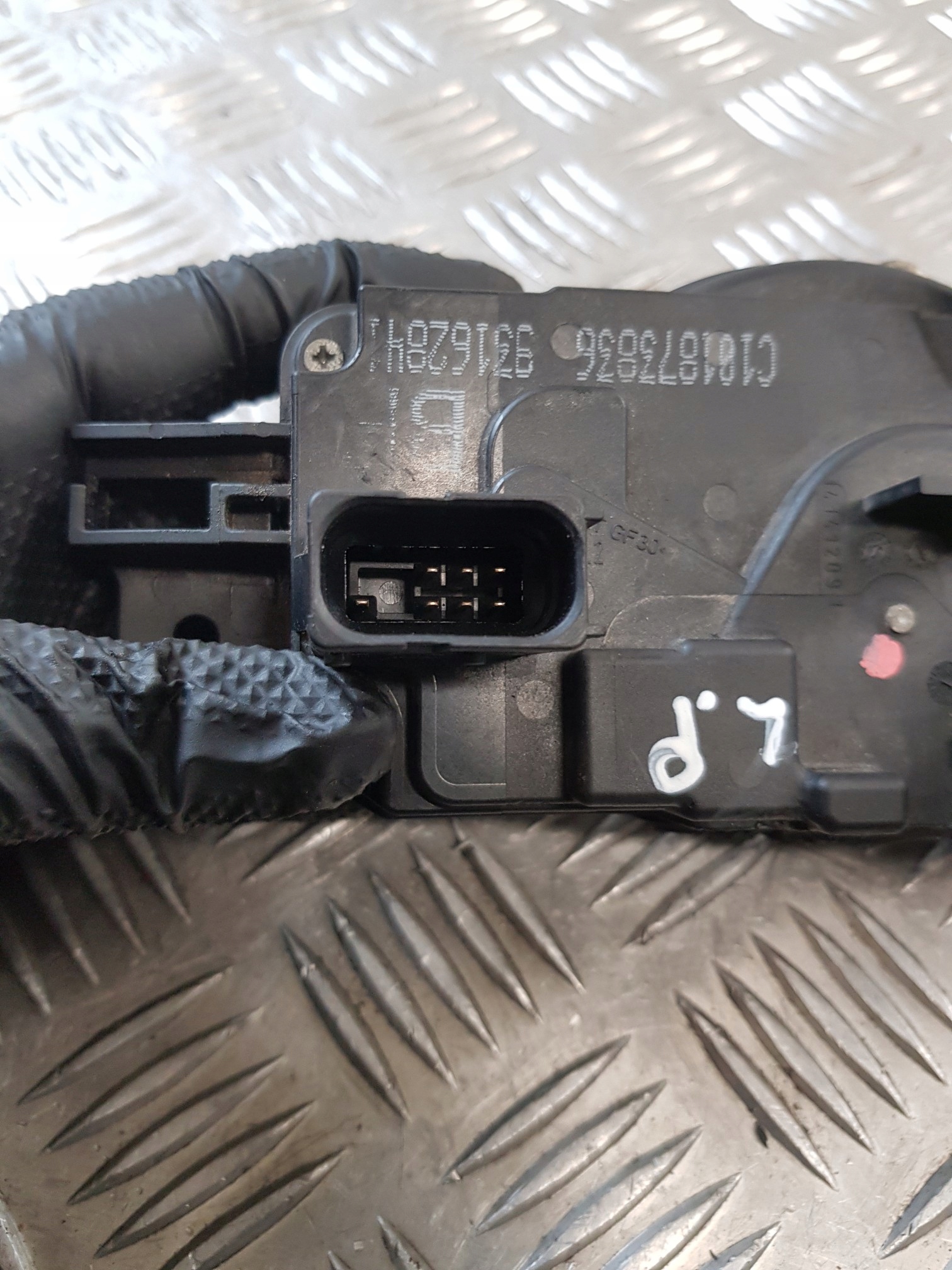lock door left front 7PIN 93162841 OPEL TIGRA B CABRIO 06R