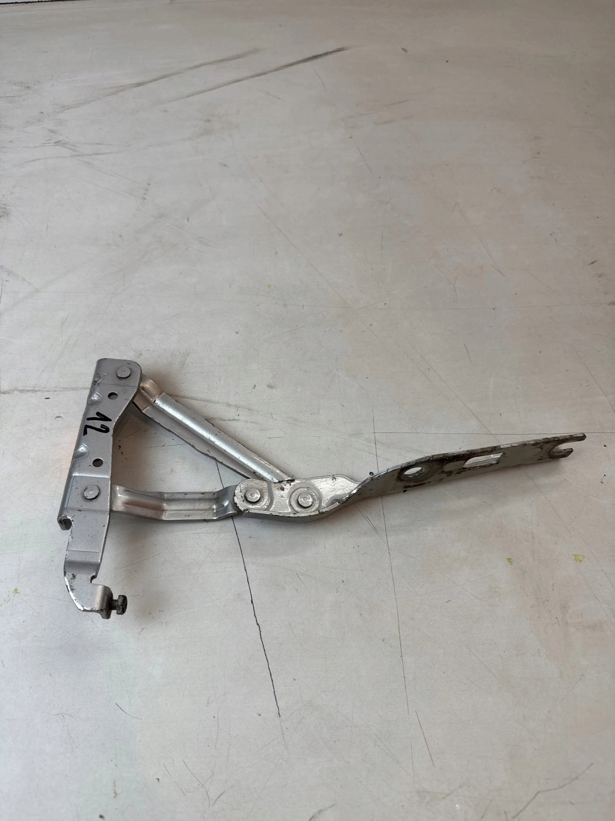 hinge bonnets front front right Volkswagen Eos