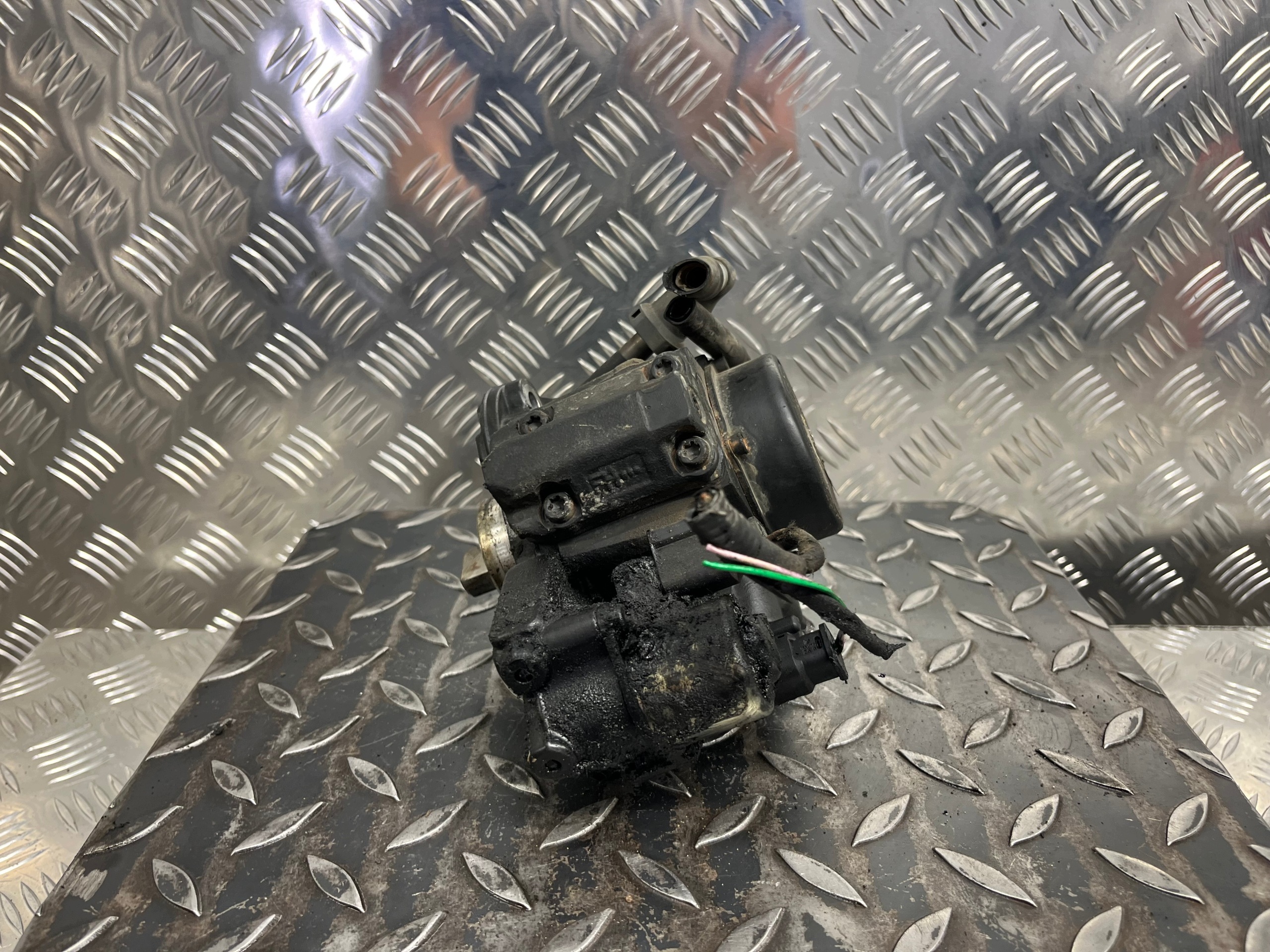 Einspritzpumpe CITROEN C5 III 9424A050A / 9687959180