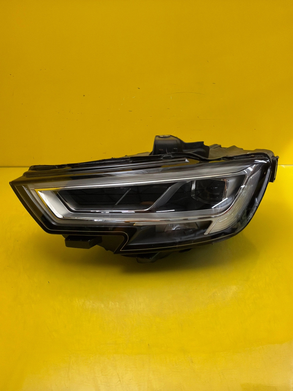 light left Audi A3 8V Lift Full Led 8V0941033C