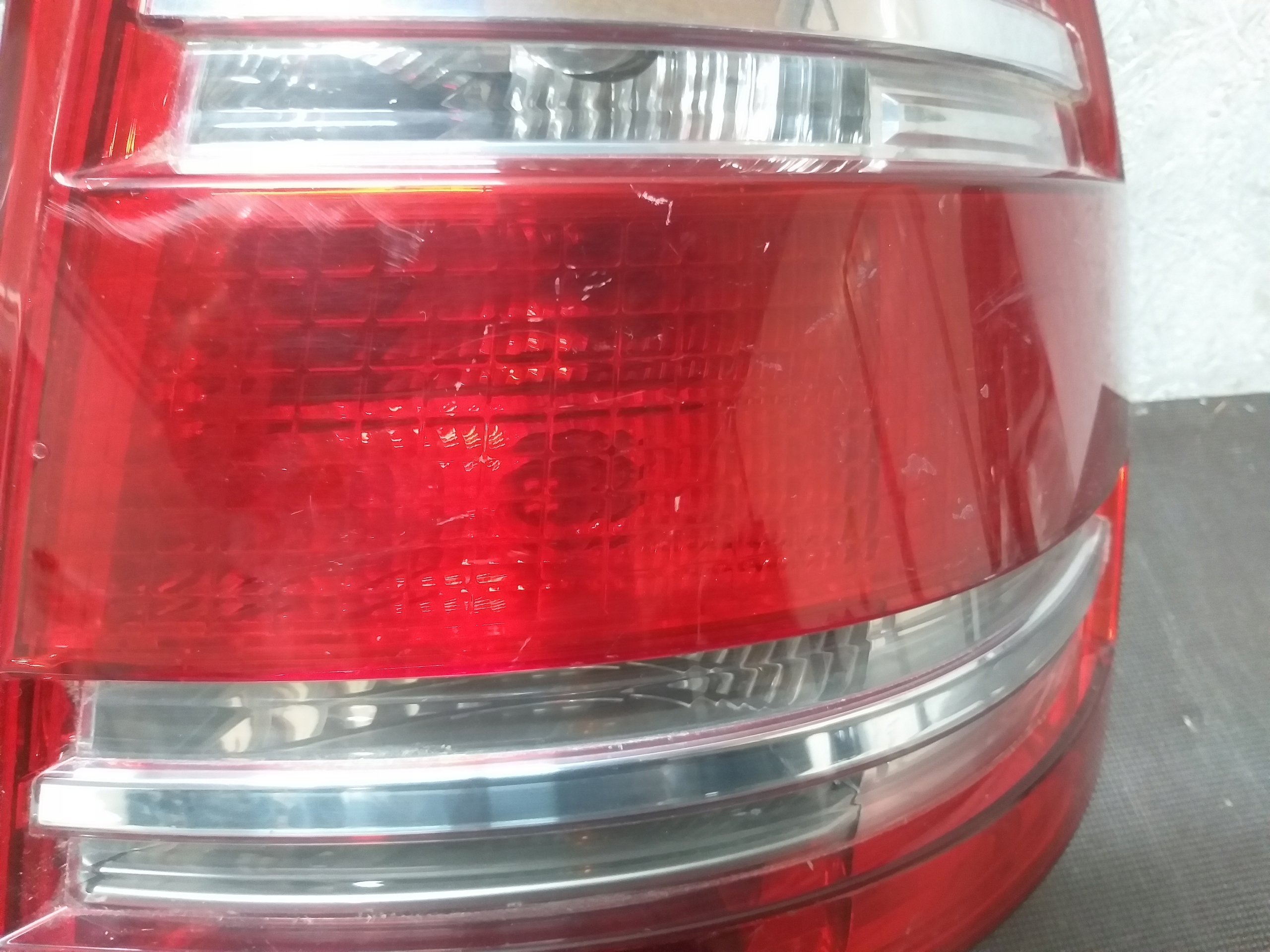 LICHT HECK LINKS ODER RECHTS MERCEDES GL W164 A1648200664