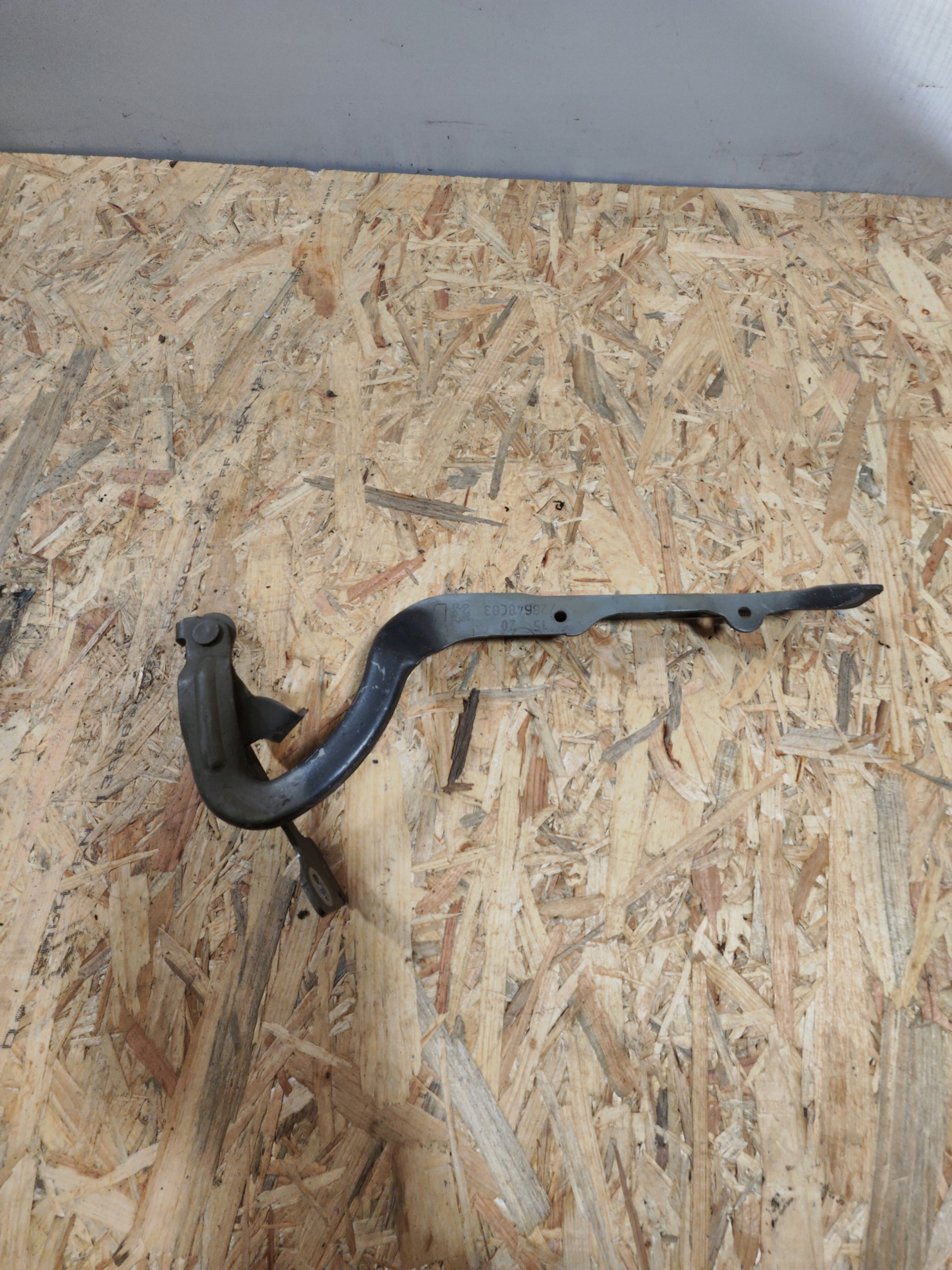 hinge bonnets right PEUGEOT 208 and