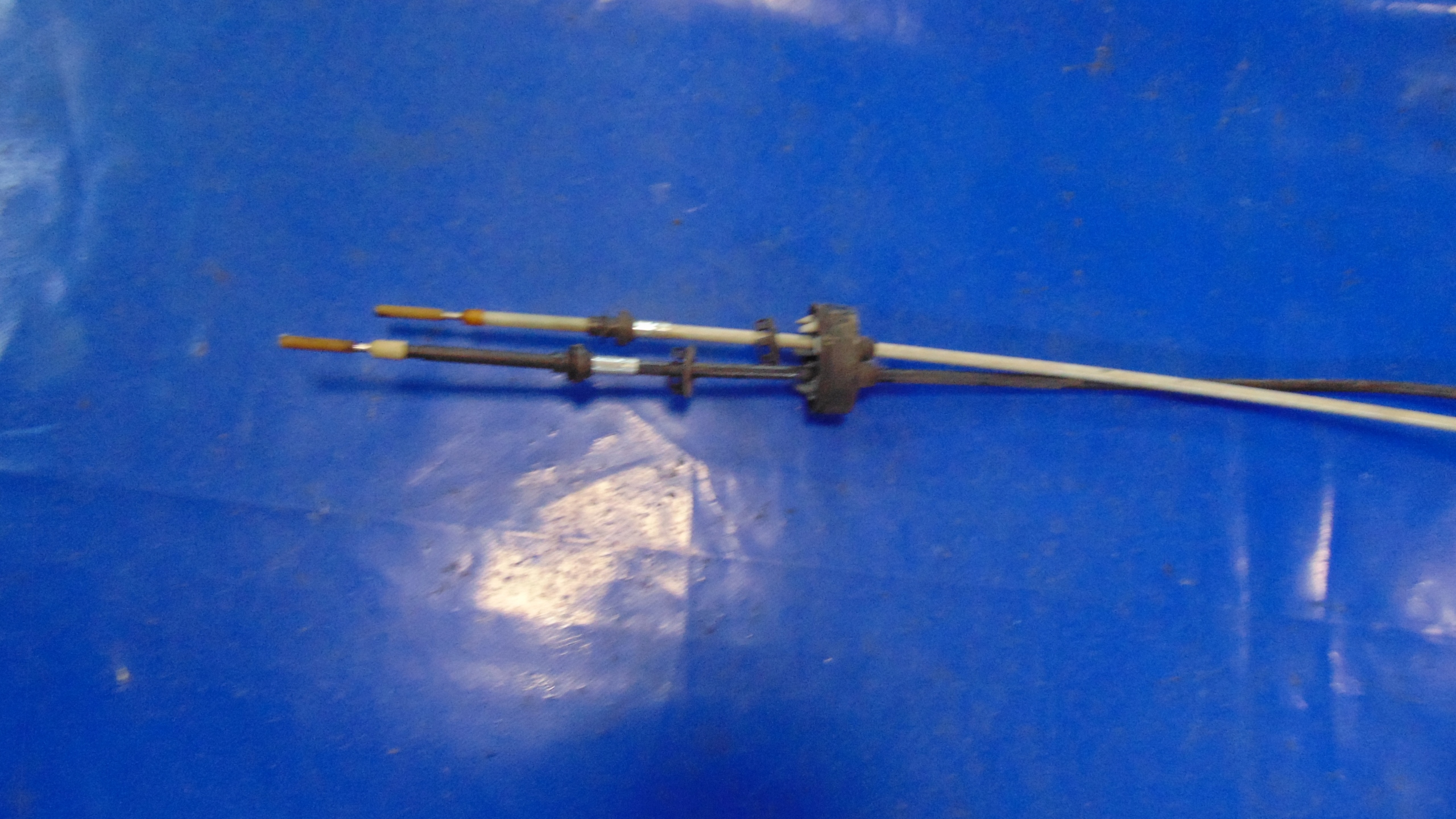 Bowdenzug Schalt getriebe 6B 1.9 CDTI OPEL ASTRA H 04-12