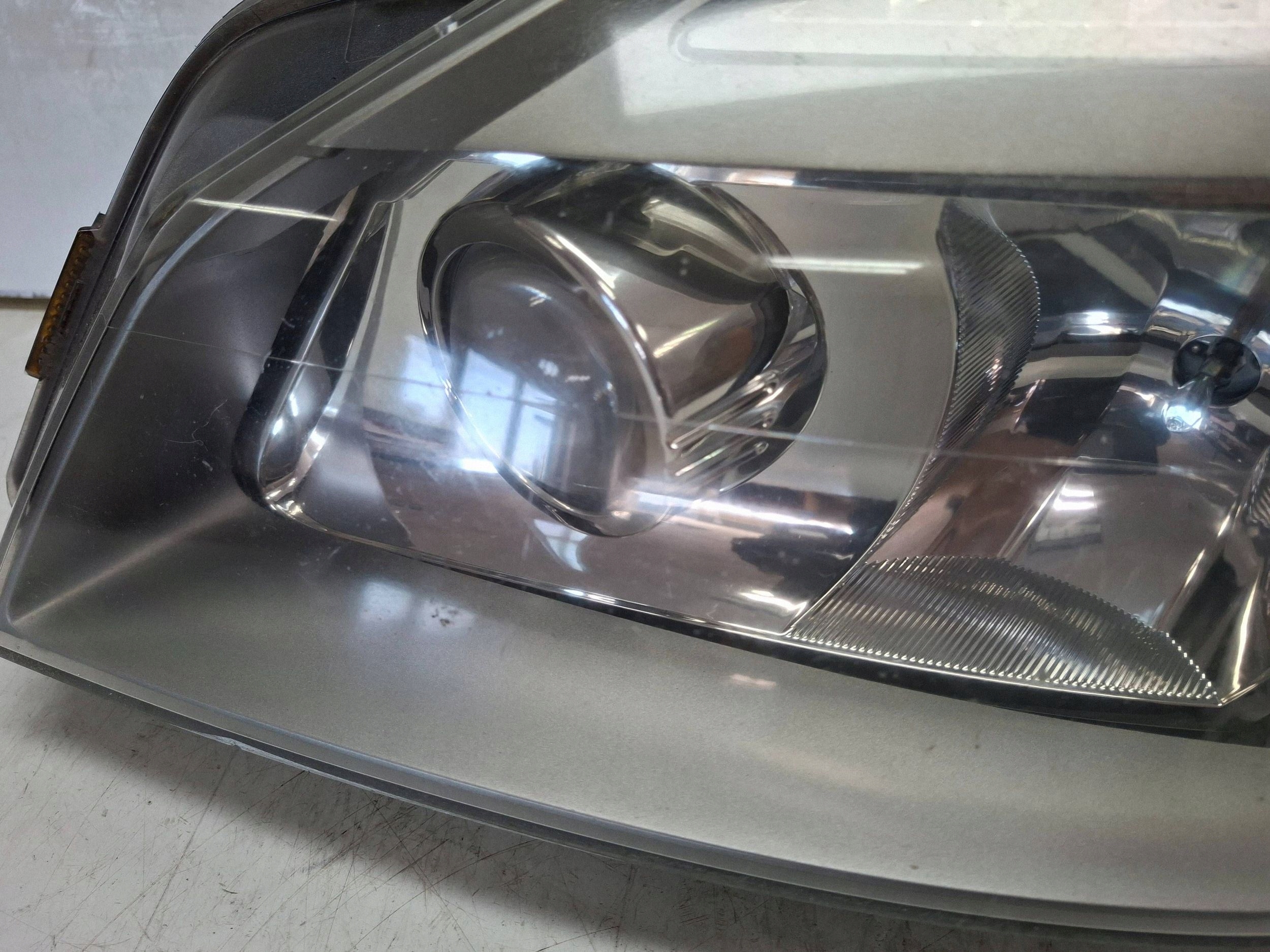 light front left XENON RENAULT ESPACE IV 2002