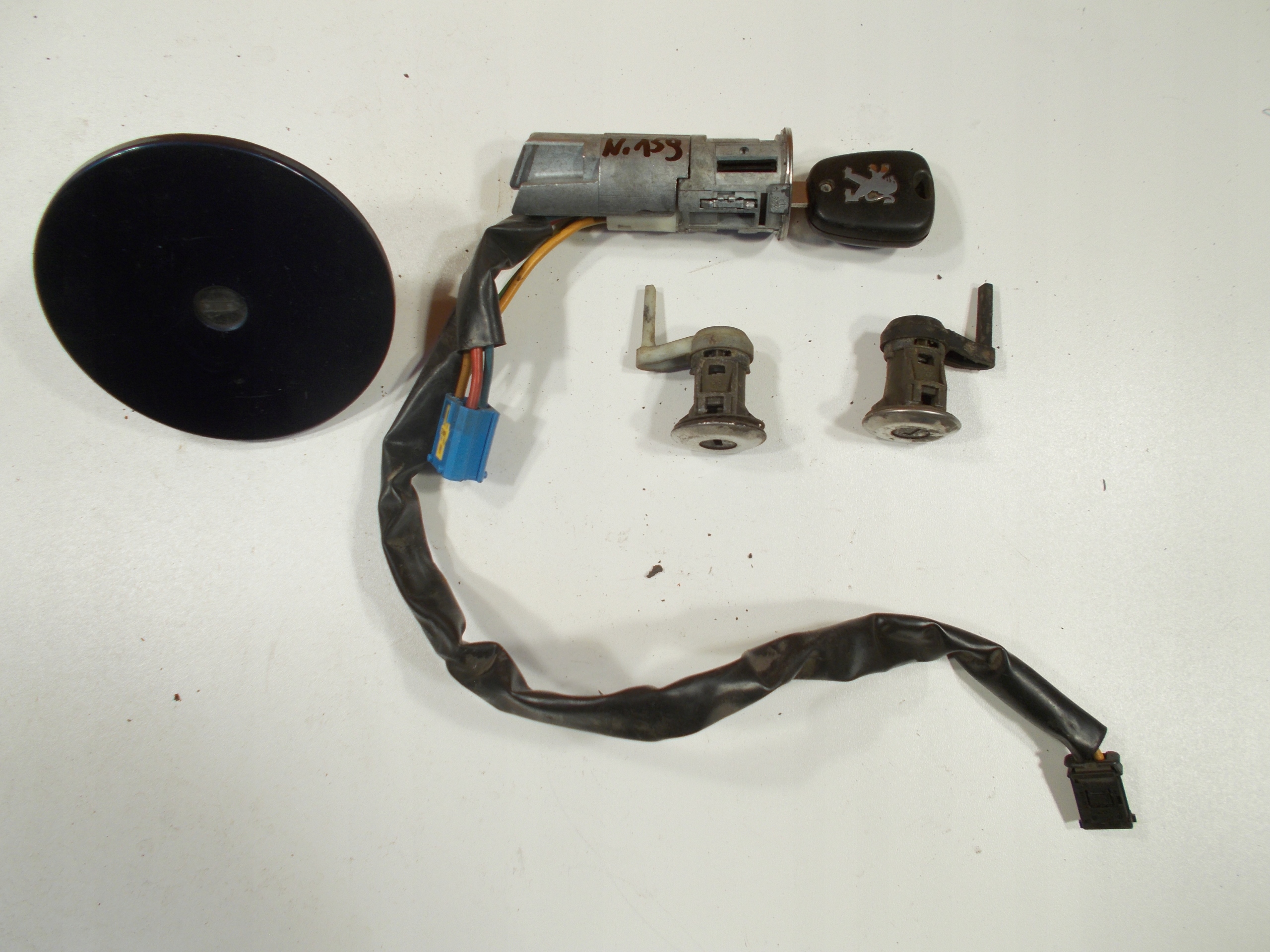 KOMPLET of lock cylinders ignition lock cup PEUGEOT 206 oryg.