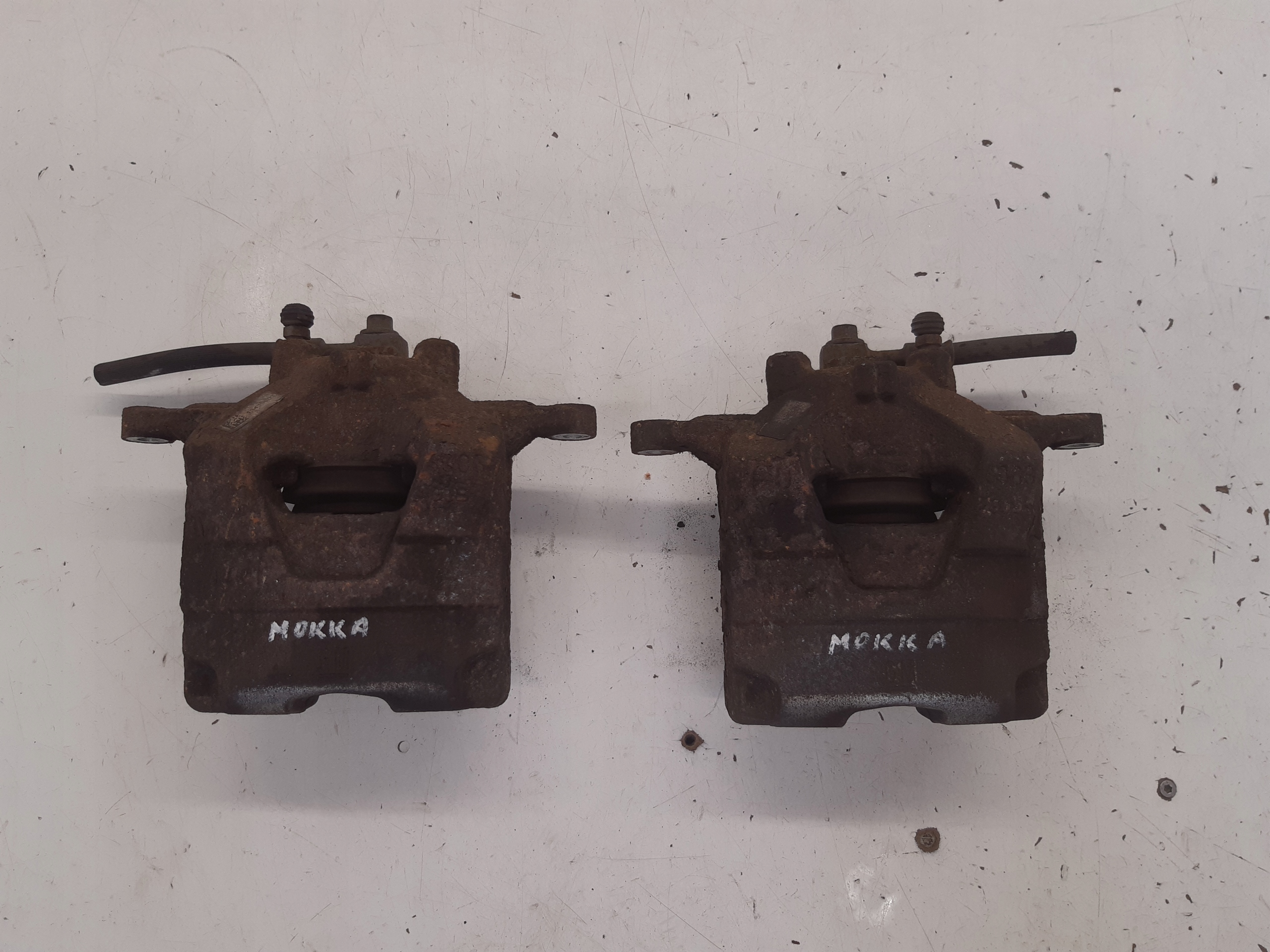 calipers front para Opel Mokka A 1,6 CDTI