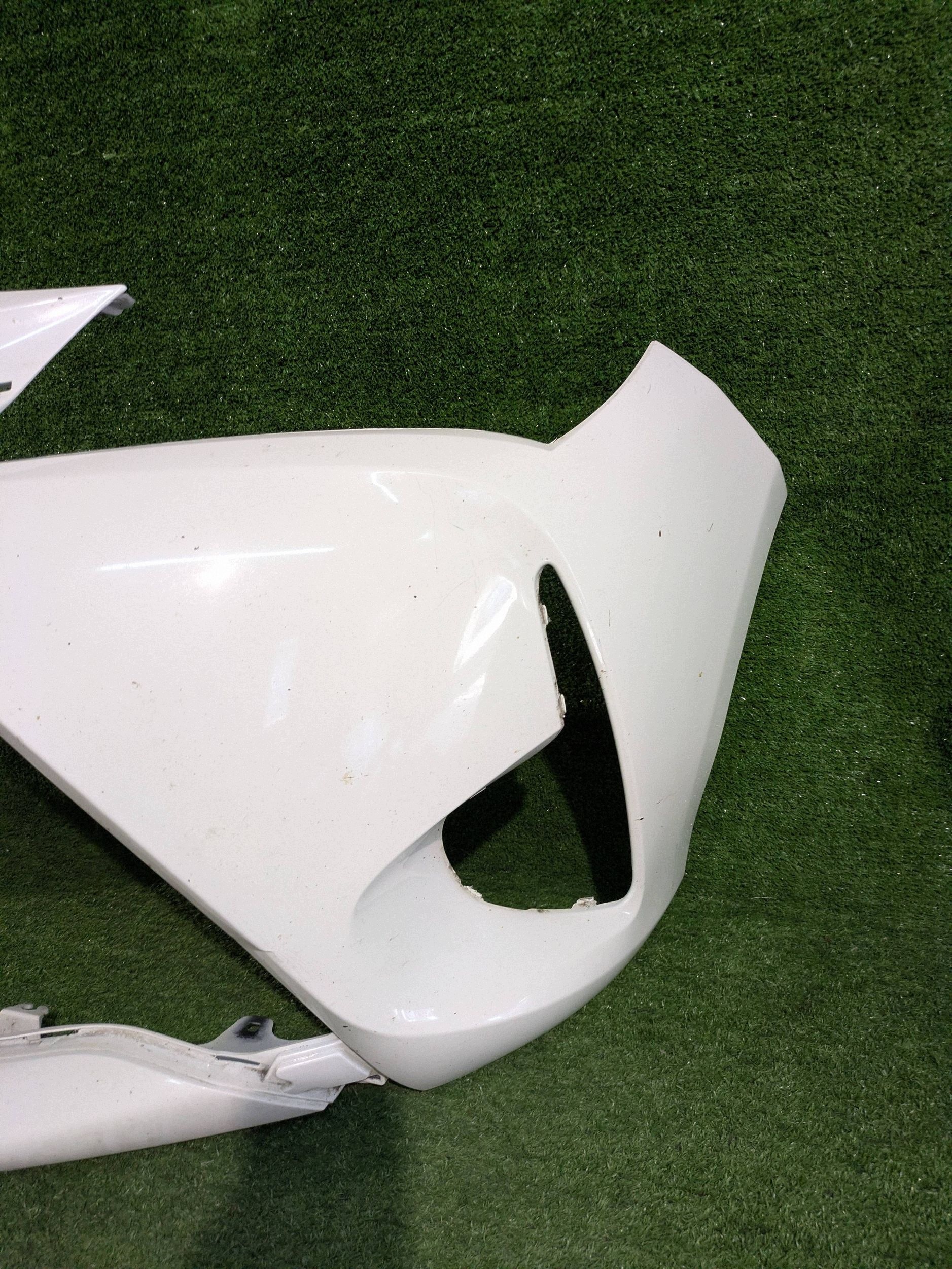 front bumper front TOYOTA YARIS III LIFT 17- NR.Z9229
