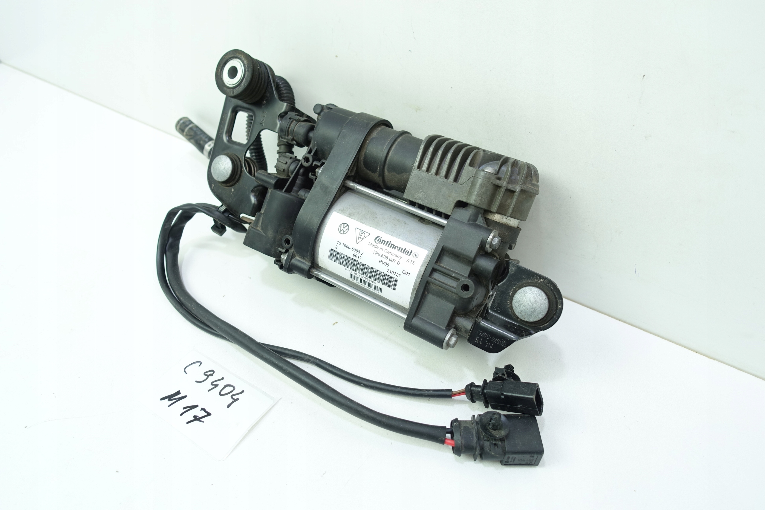 compressor; springing CAYENNE TOUAREG 7P0698007D