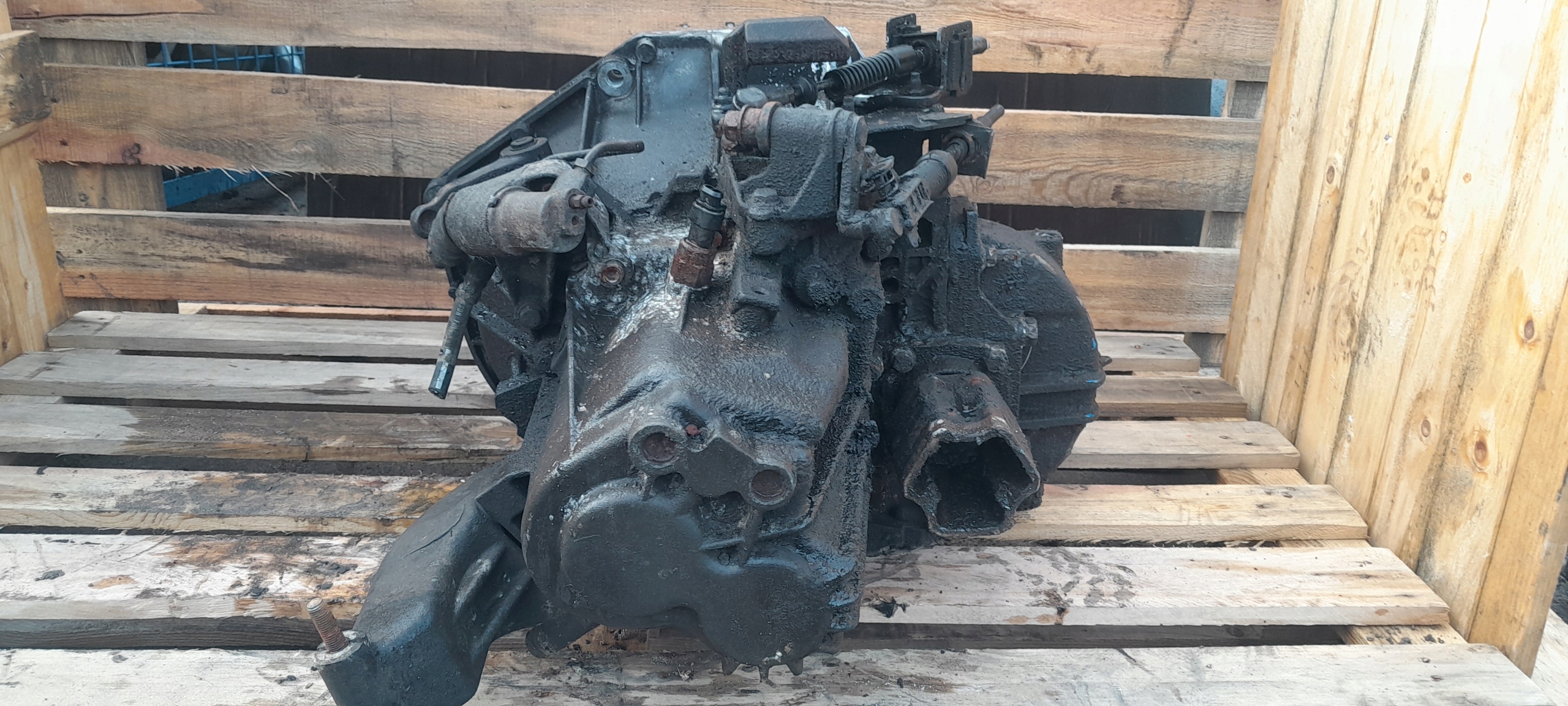 CAMBIO manuale ALFA ROMEO 156 147 1.9 JTD 5-ingranaggi