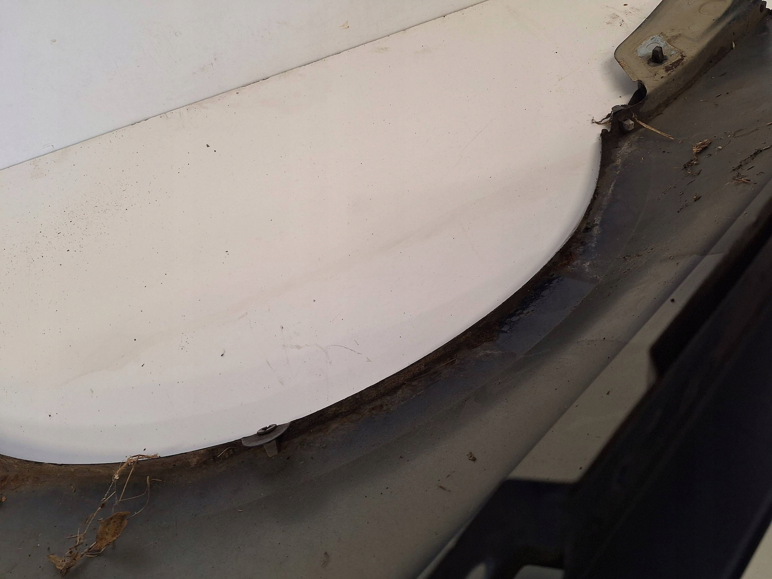 VOLKSWAGEN PASSTA B7 10-14 Aile Droite