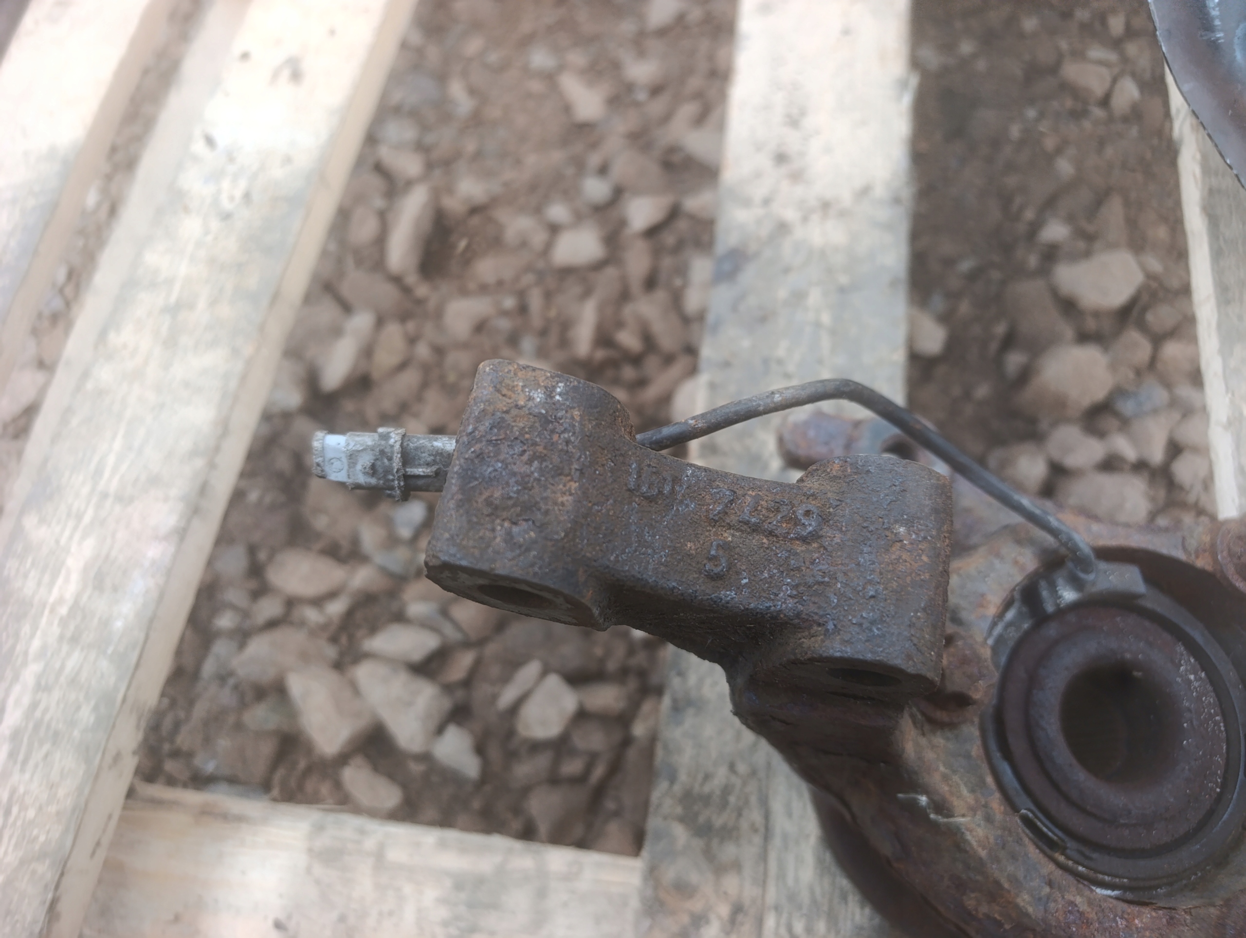 swing z of the pivot left front left front Opel Astra H