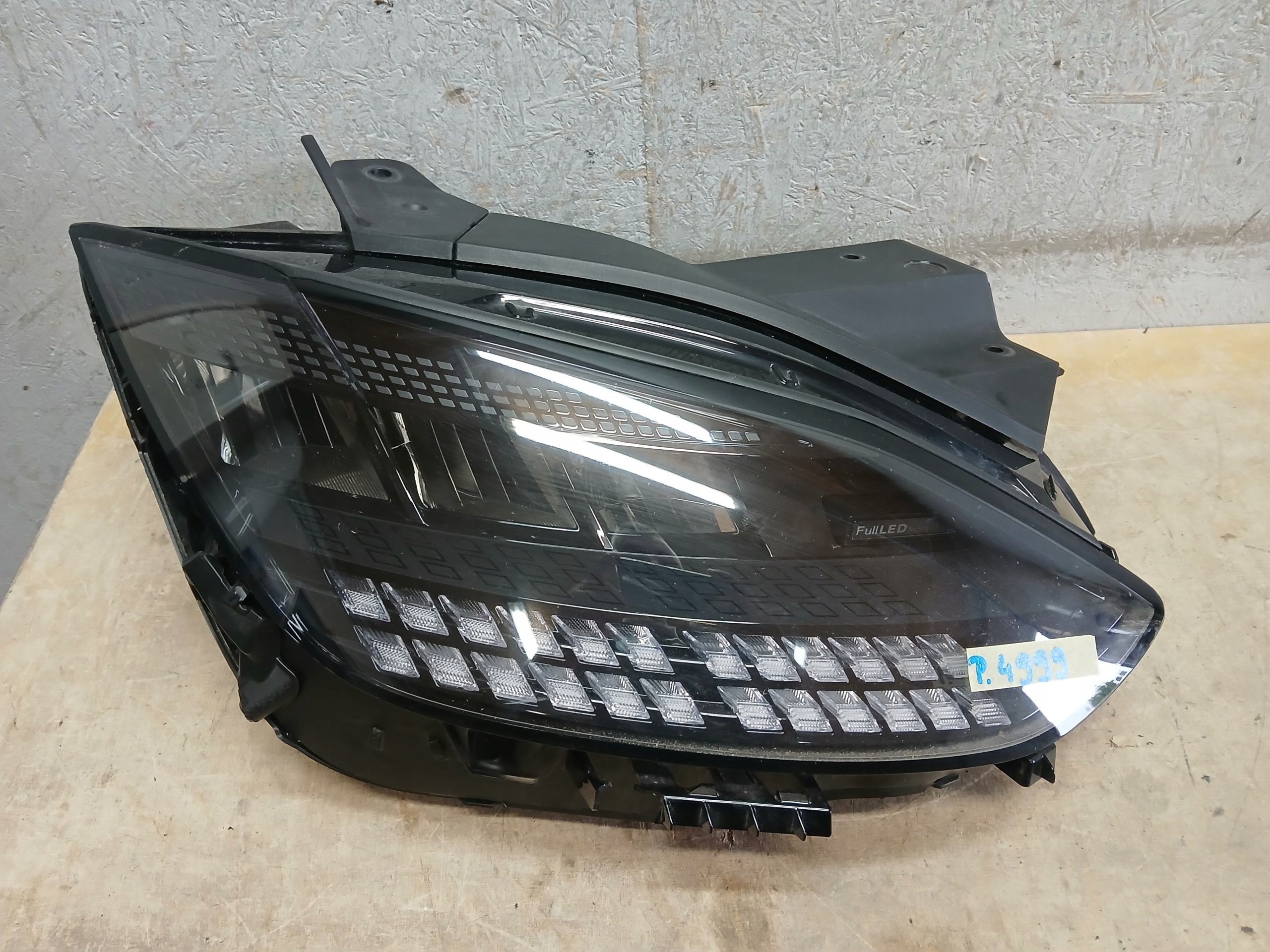 light front right HYUNDAI IONIQ VI 6 FULL LED