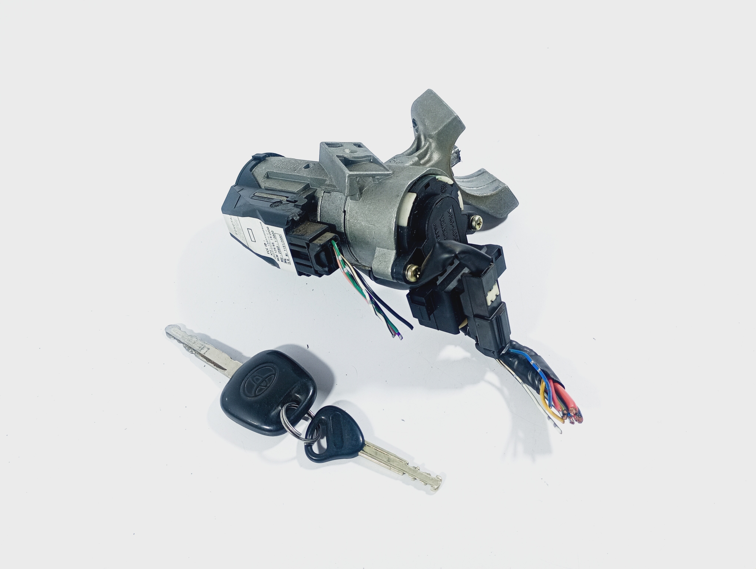 ignition z kluczykiem OE 45020024 Toyota Corolla E12 01-07