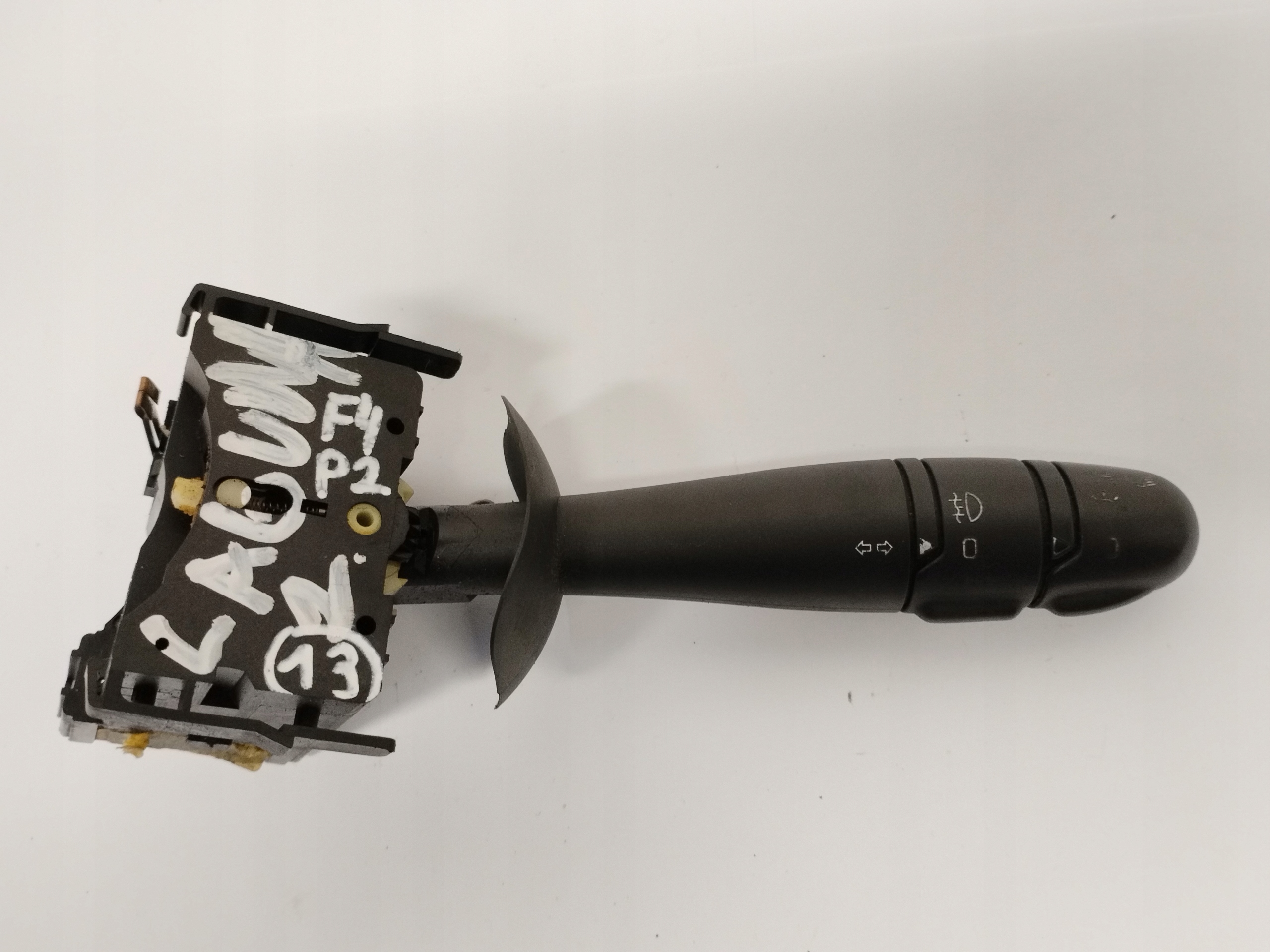 Manetka Bouton Indicateurs de direction Renault Laguna 8200012240