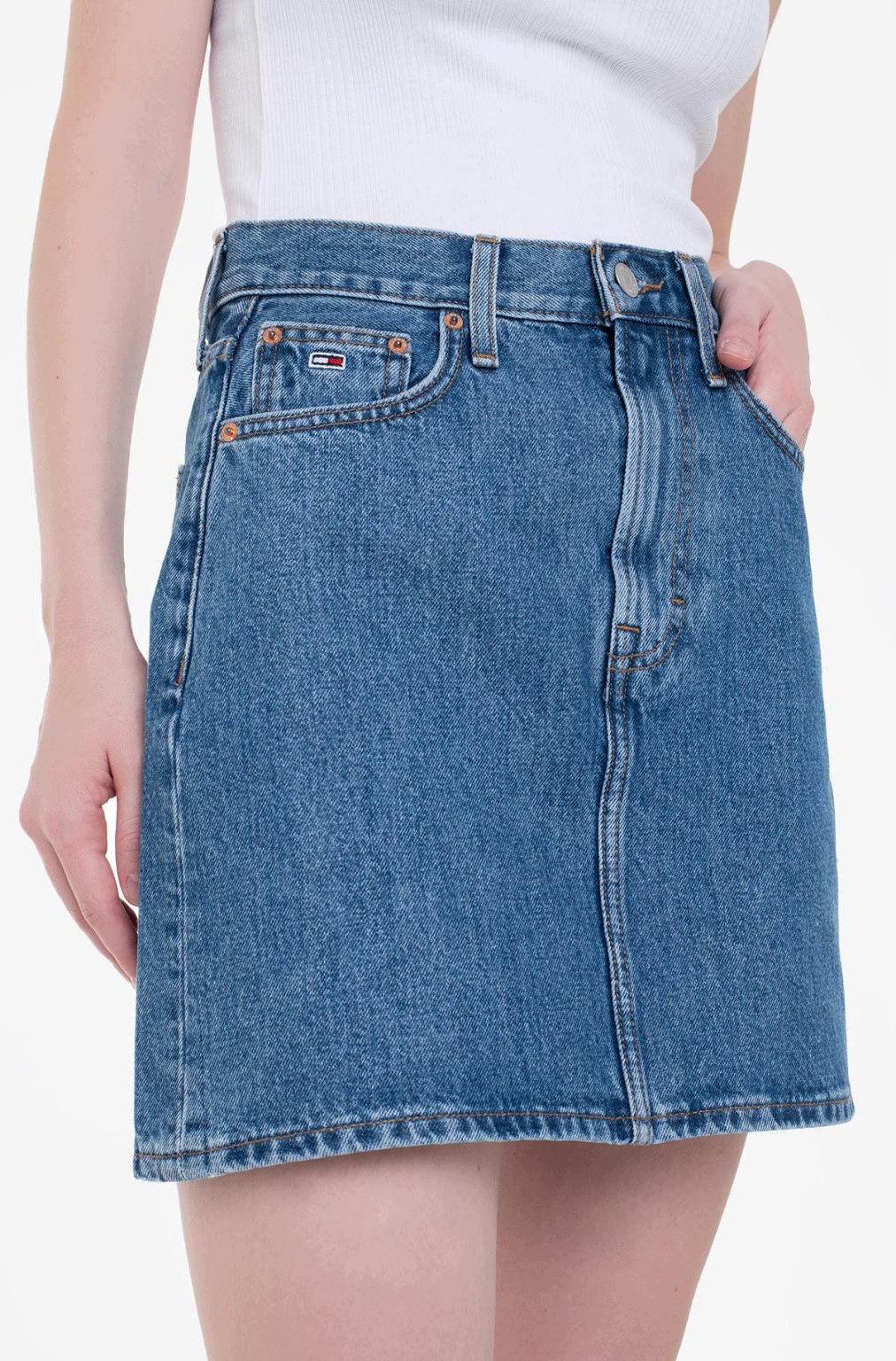 KC52102 Tommy Jeans Džínová Sukně MIDI Mom Skirt (41) 52/54