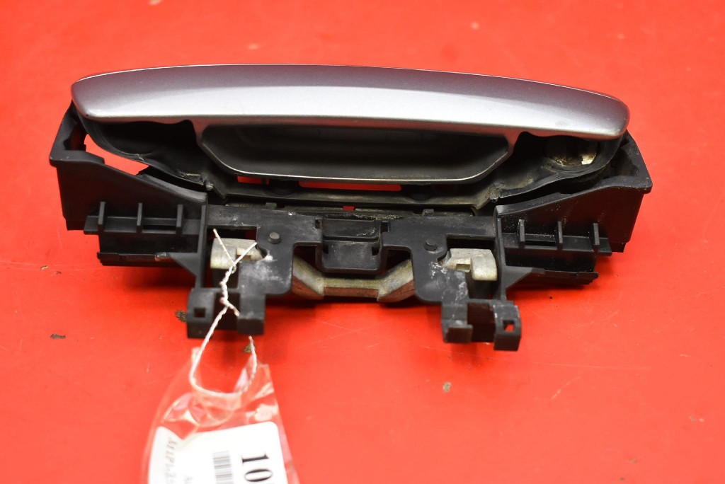 Kľučka ľavá predok predná šedá EU 4E1837885 AUDI A8 D3 LIFT 05-07