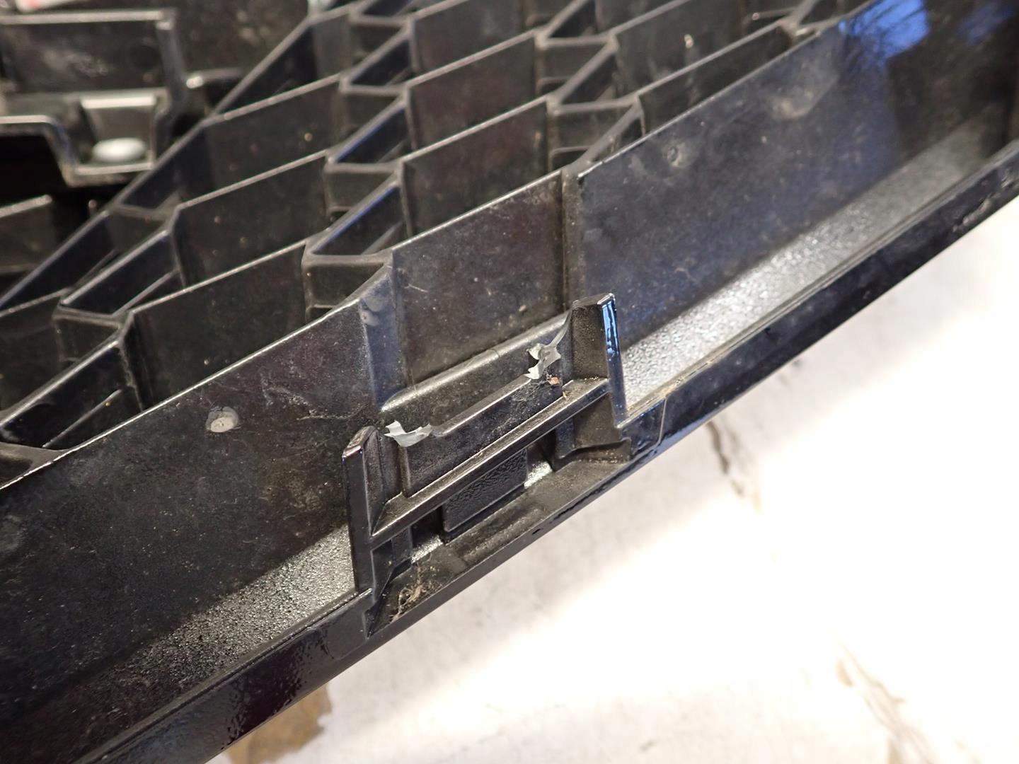 Grill NISSAN PULSAR 2014- 62310-3ZL0A