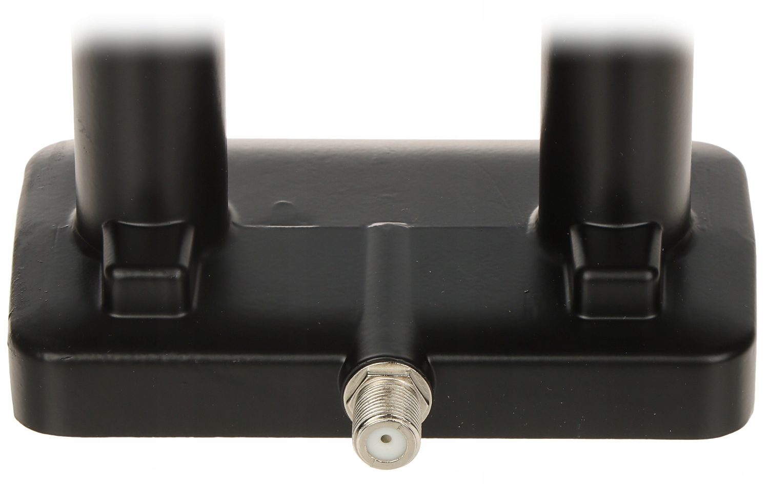 KONWERTER INVERTO MONOBLOCK Współczynnik szumów 2 dB