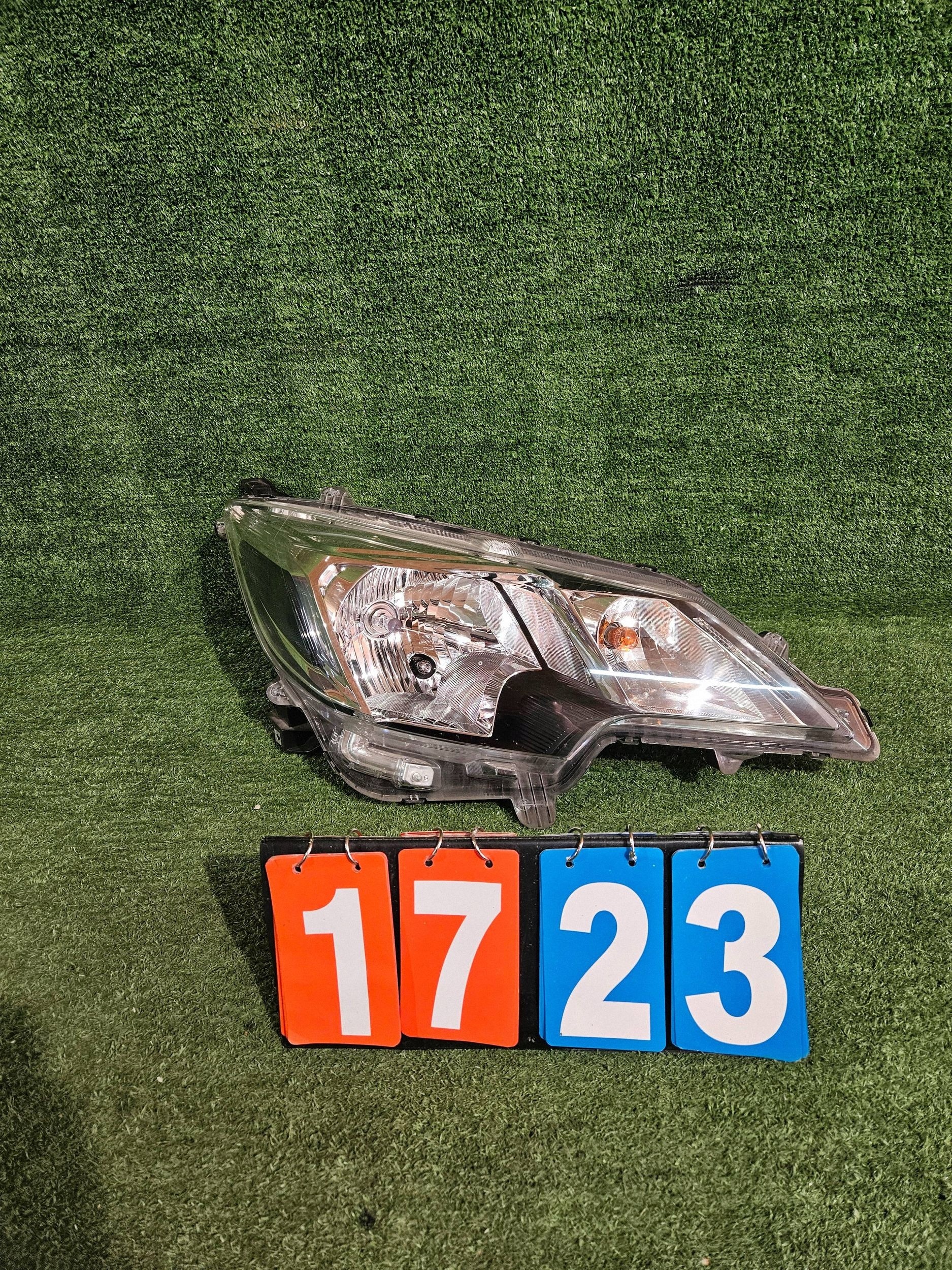 REFLEKTOR right front MITSUBISHI SPACE STAR II LIFT 19- normal NR.R1723