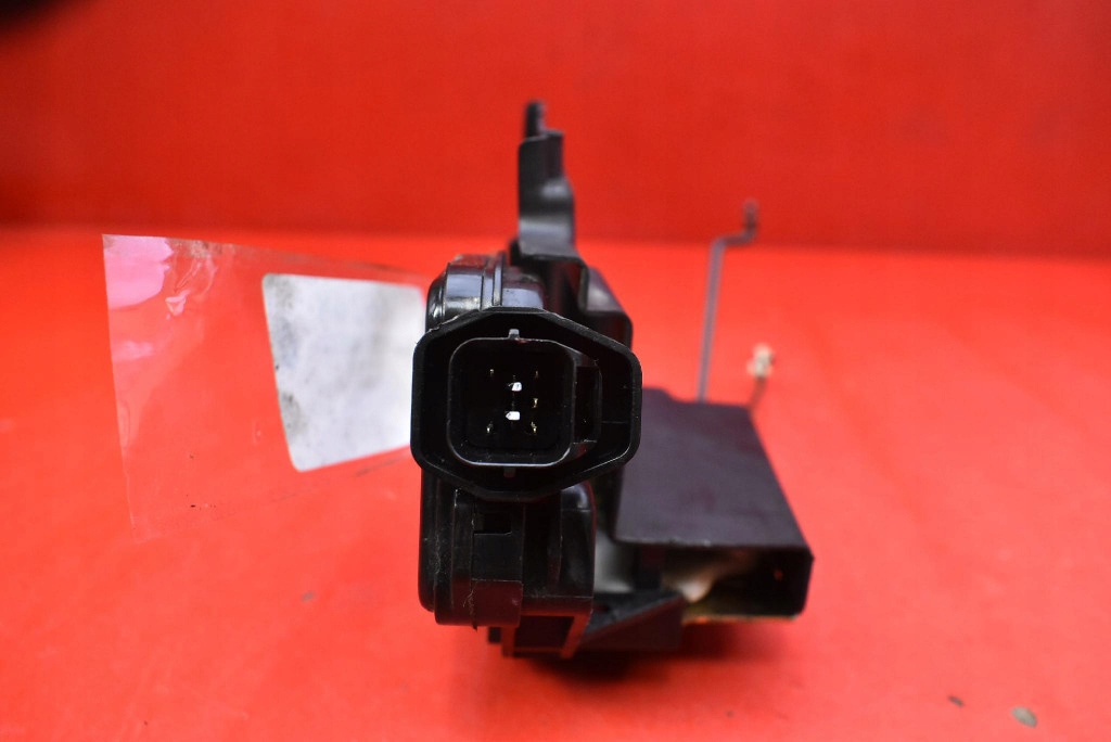 lock door left front front EU HYUNDAI TUCSON 1 and 04-10