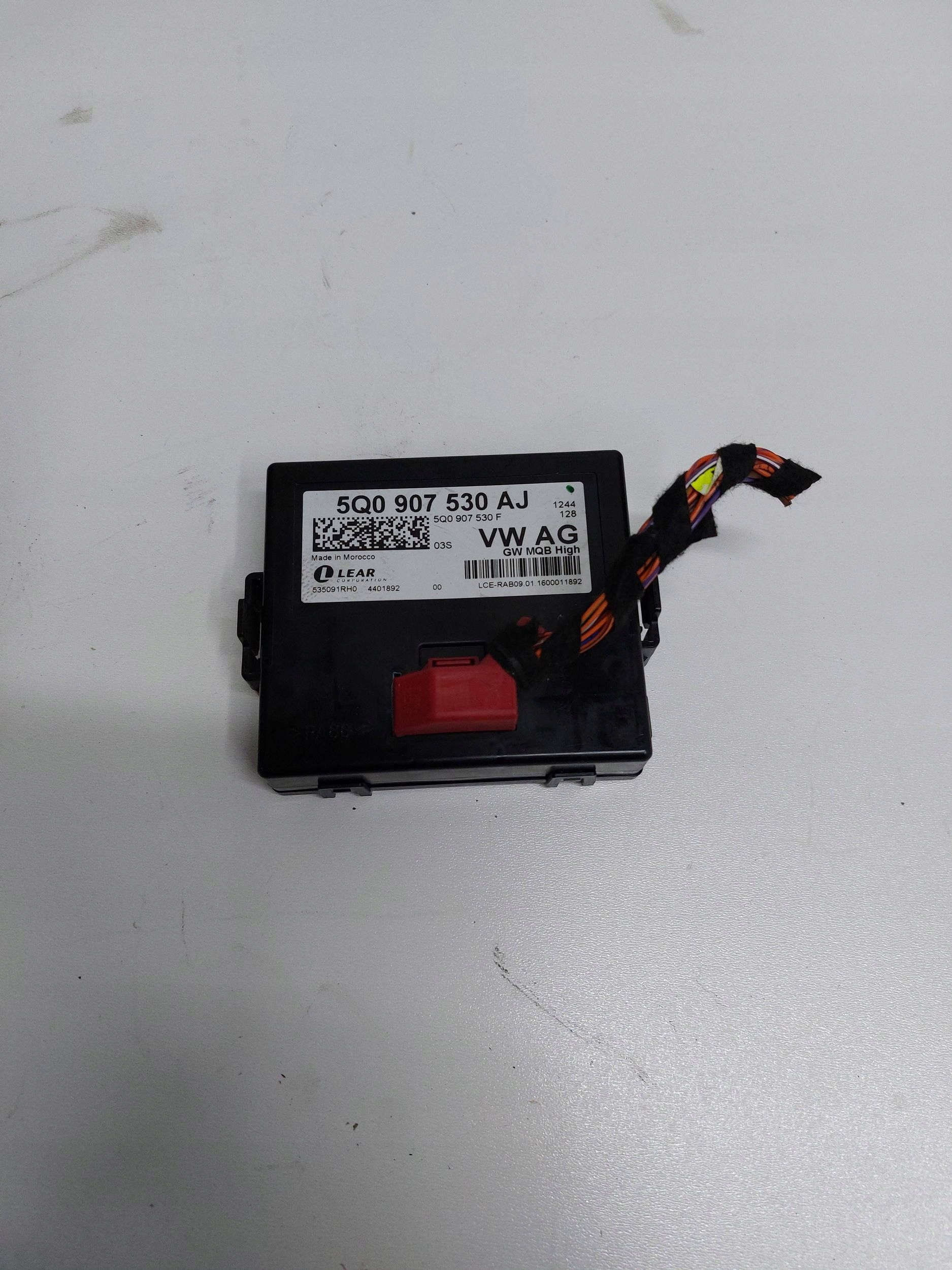 VW PASSAT B8 GOLF VII TOURAN III control unit module GATEWAY 5Q0907530AJ