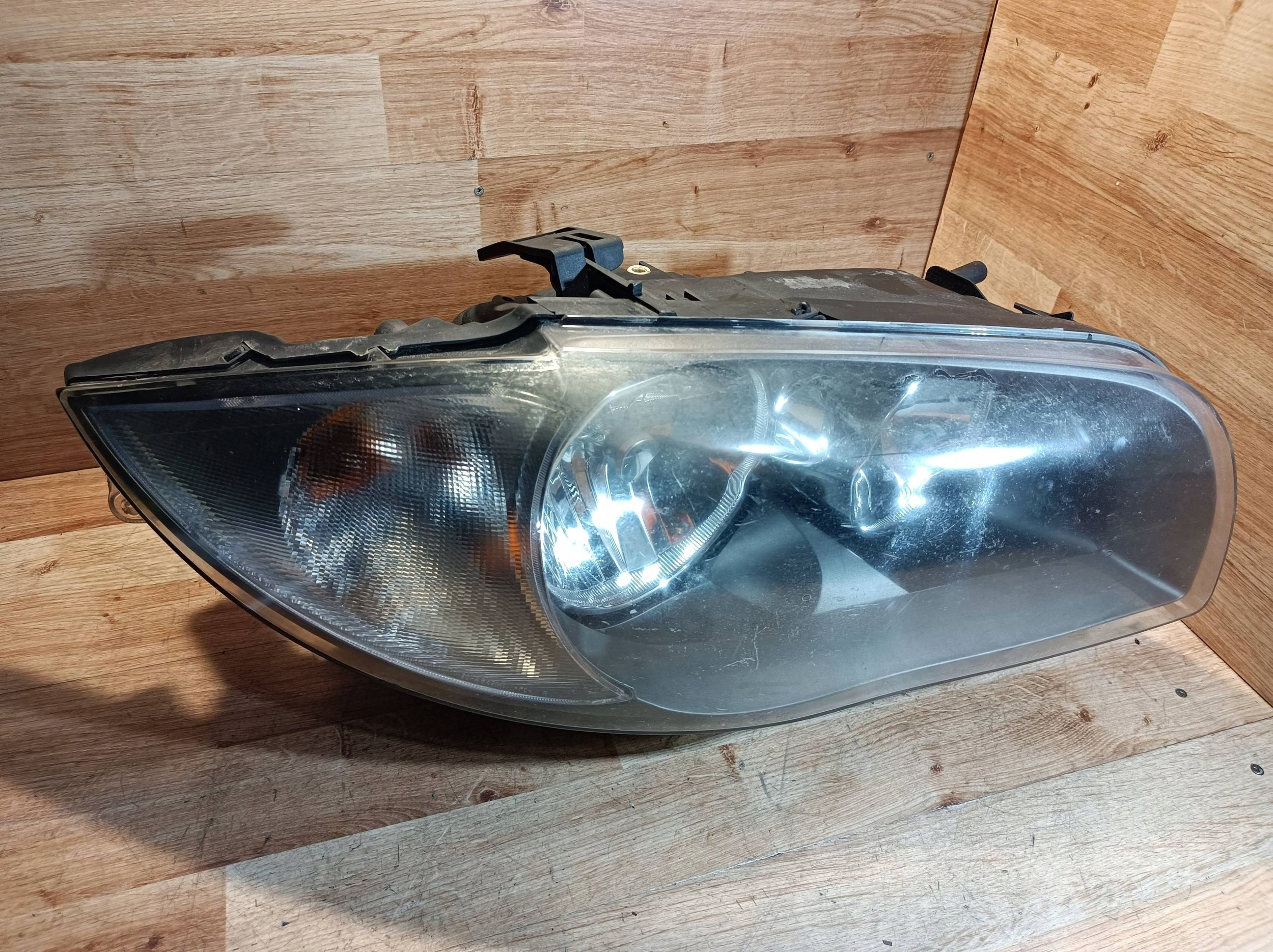 light right front BMW 1 E81 E87 2007 UK