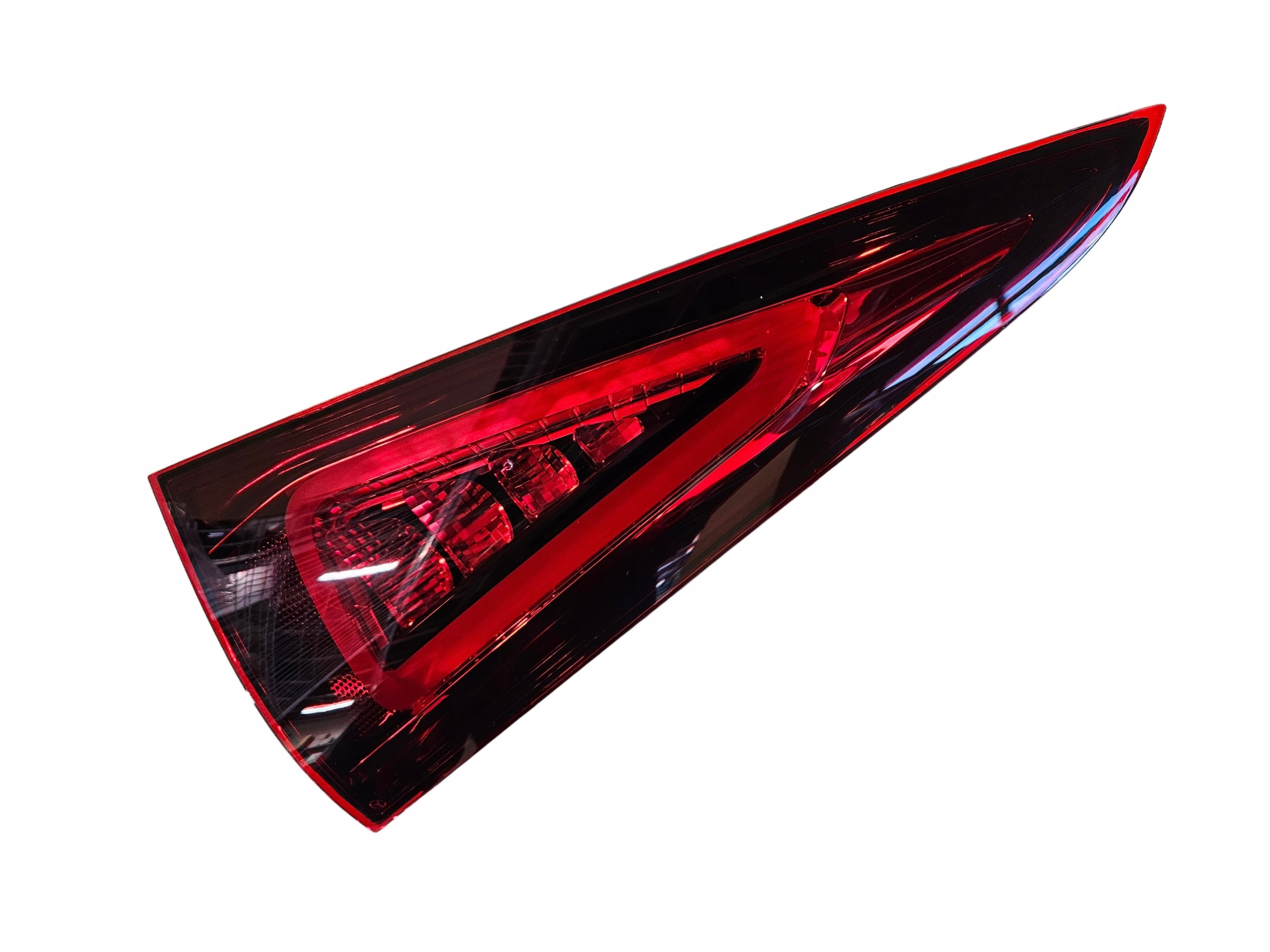 MERCEDES GLE A167 W167 фонарь правый в крышке багажника oem A1679060107