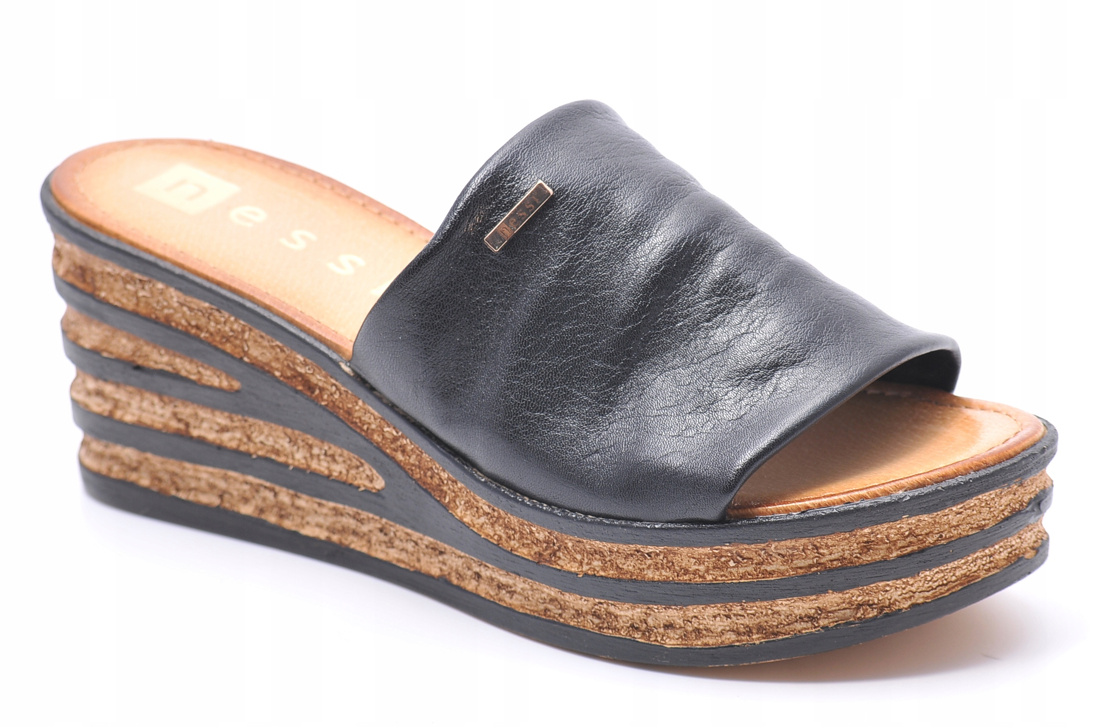 Nazouváky Nessi 19535 Černá 3 Velikost 38