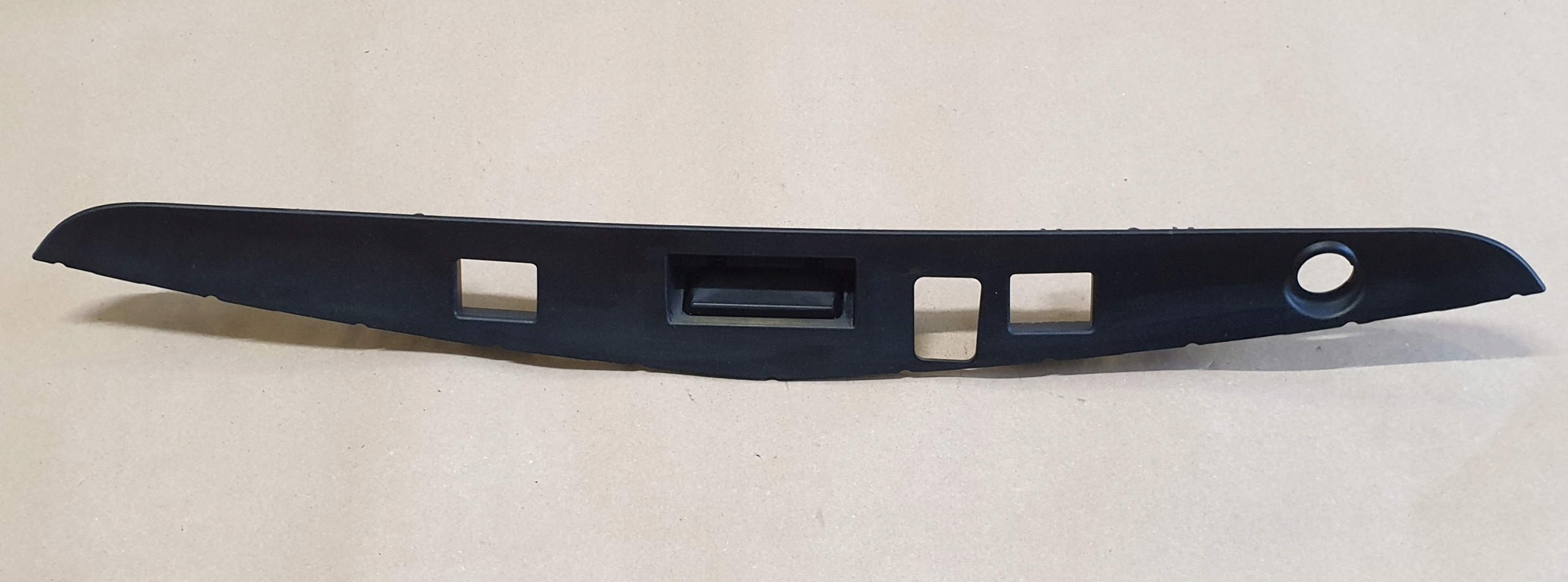 A2077500493 - Микро контакт закрылки задняя планка MERCEDES E COUPE W207