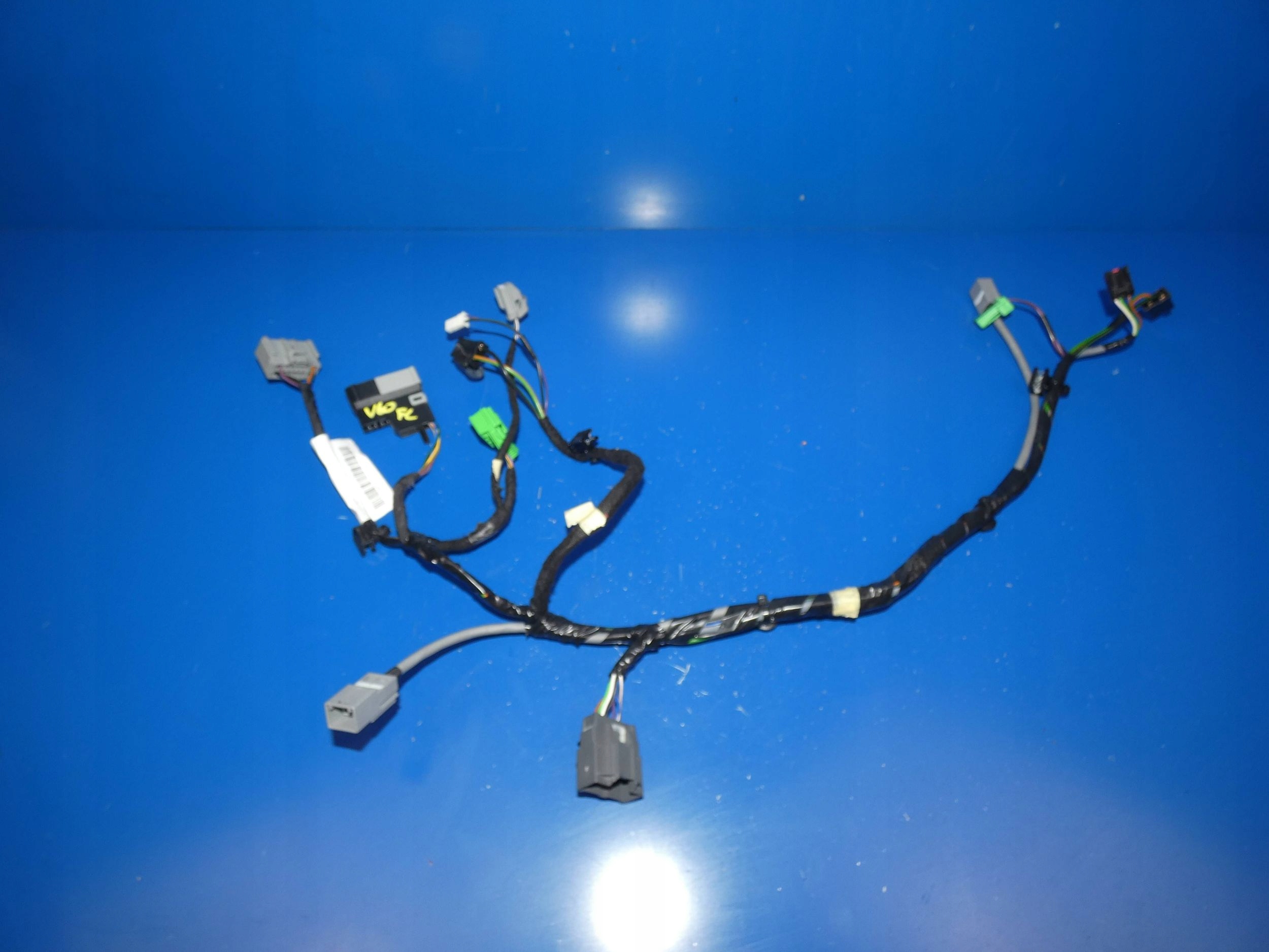 VOLVO V60 and S60 II bundle wiring cables