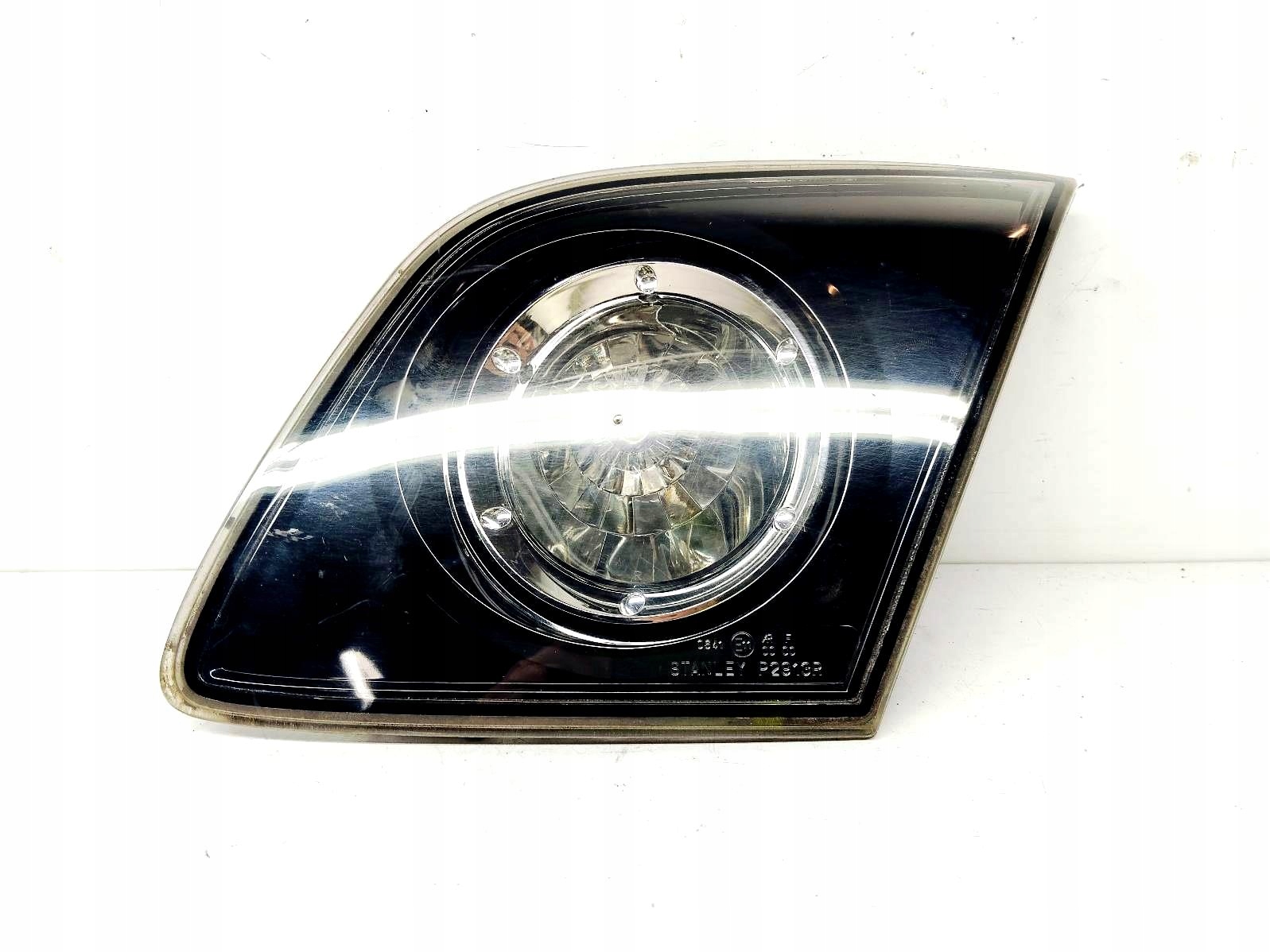light rear right MAZDA 3 1,6 HDI P2913 HB
