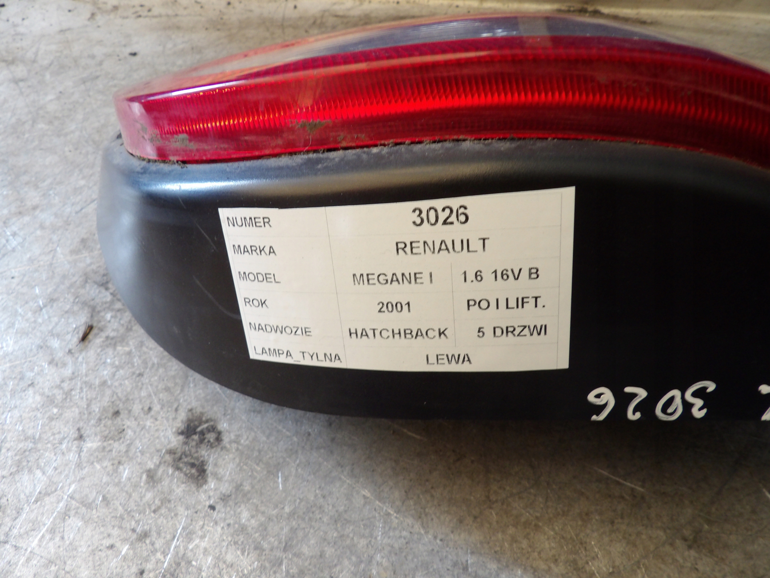 RENAULT Megane and light rear left HB 5D lift 7700428320