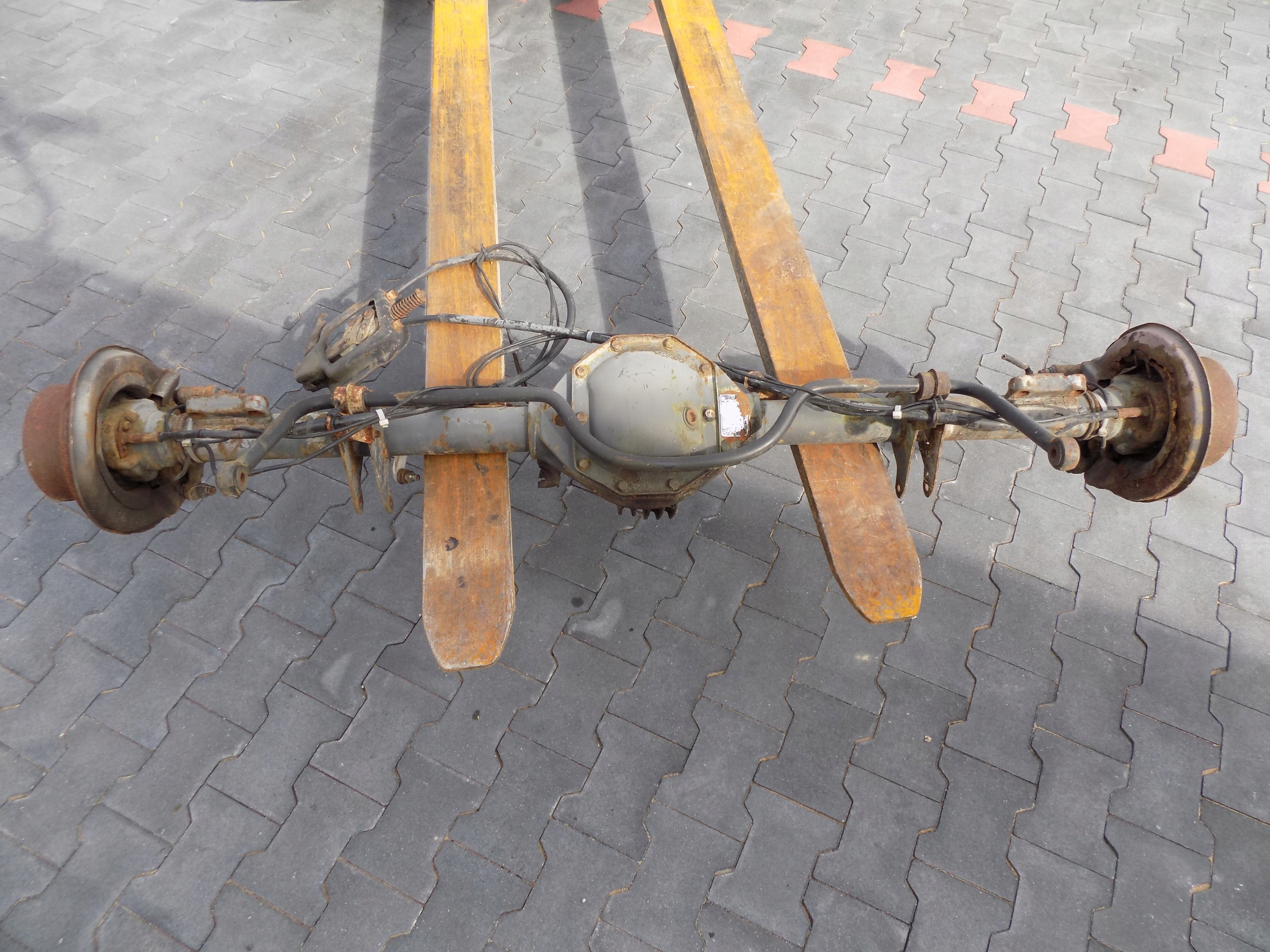 ЗАДНІЙ МІСТ 37: 9 MERCEDES SPRINTER VW LT