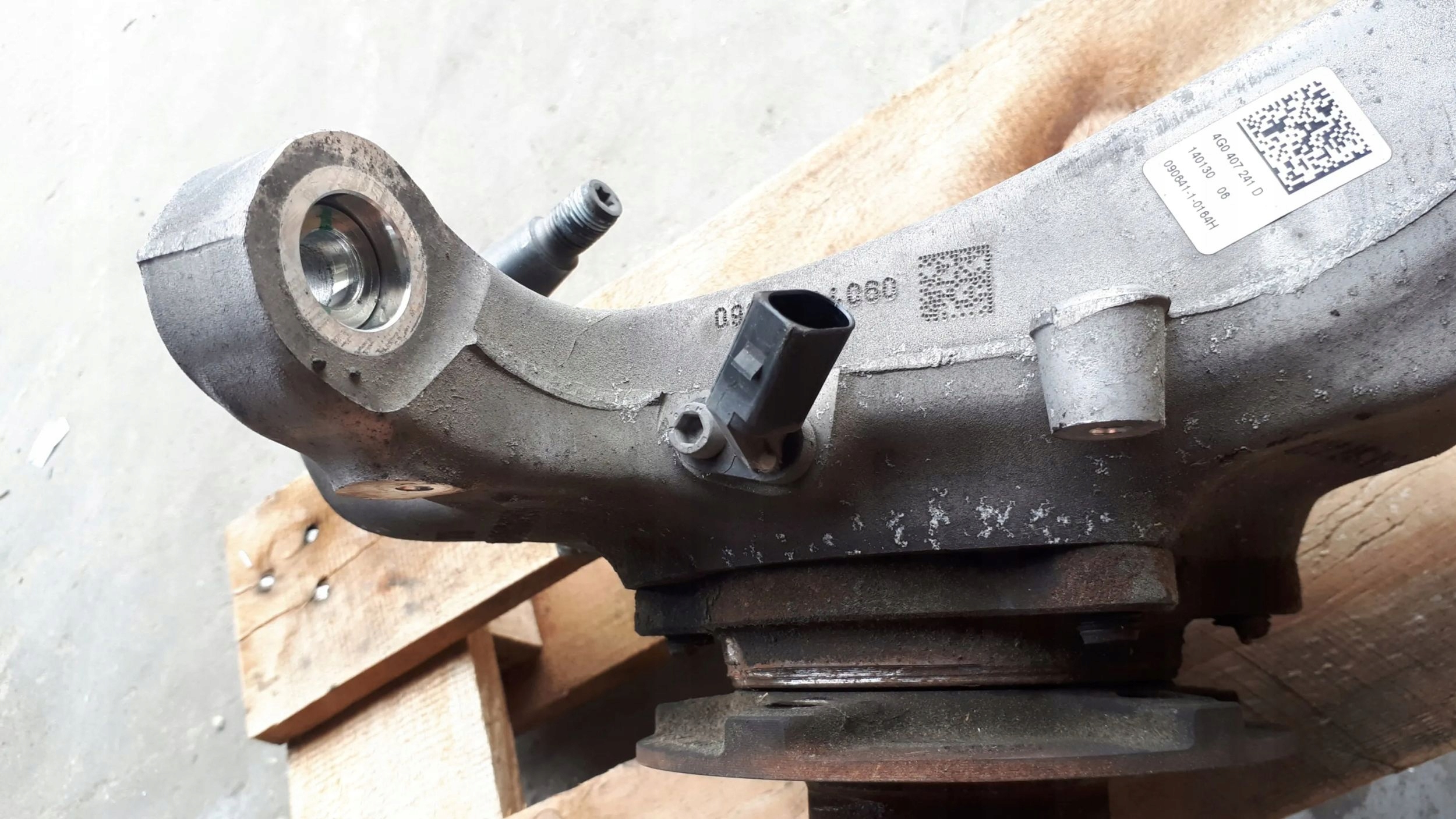 SQ5 8R Q5 otoč levá levý předek S4 B8 A4 S5