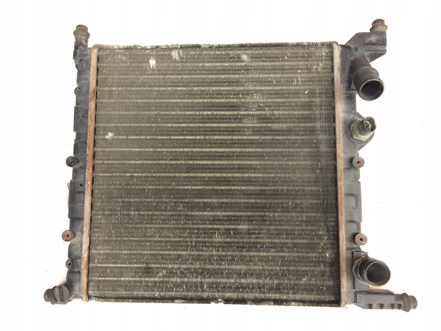 radiator RENAULT CLIO 84692227 VALEO