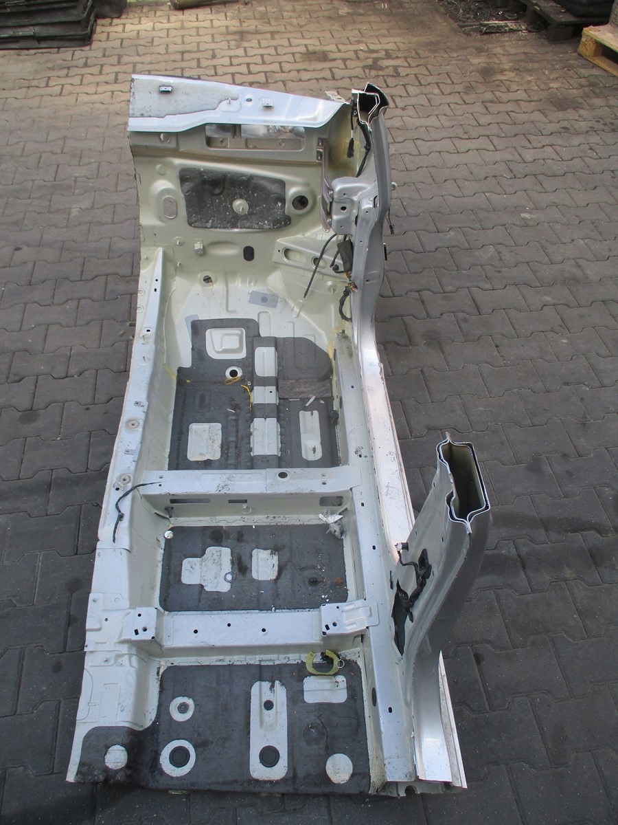 quarter right KIA RIO III 11R 5D