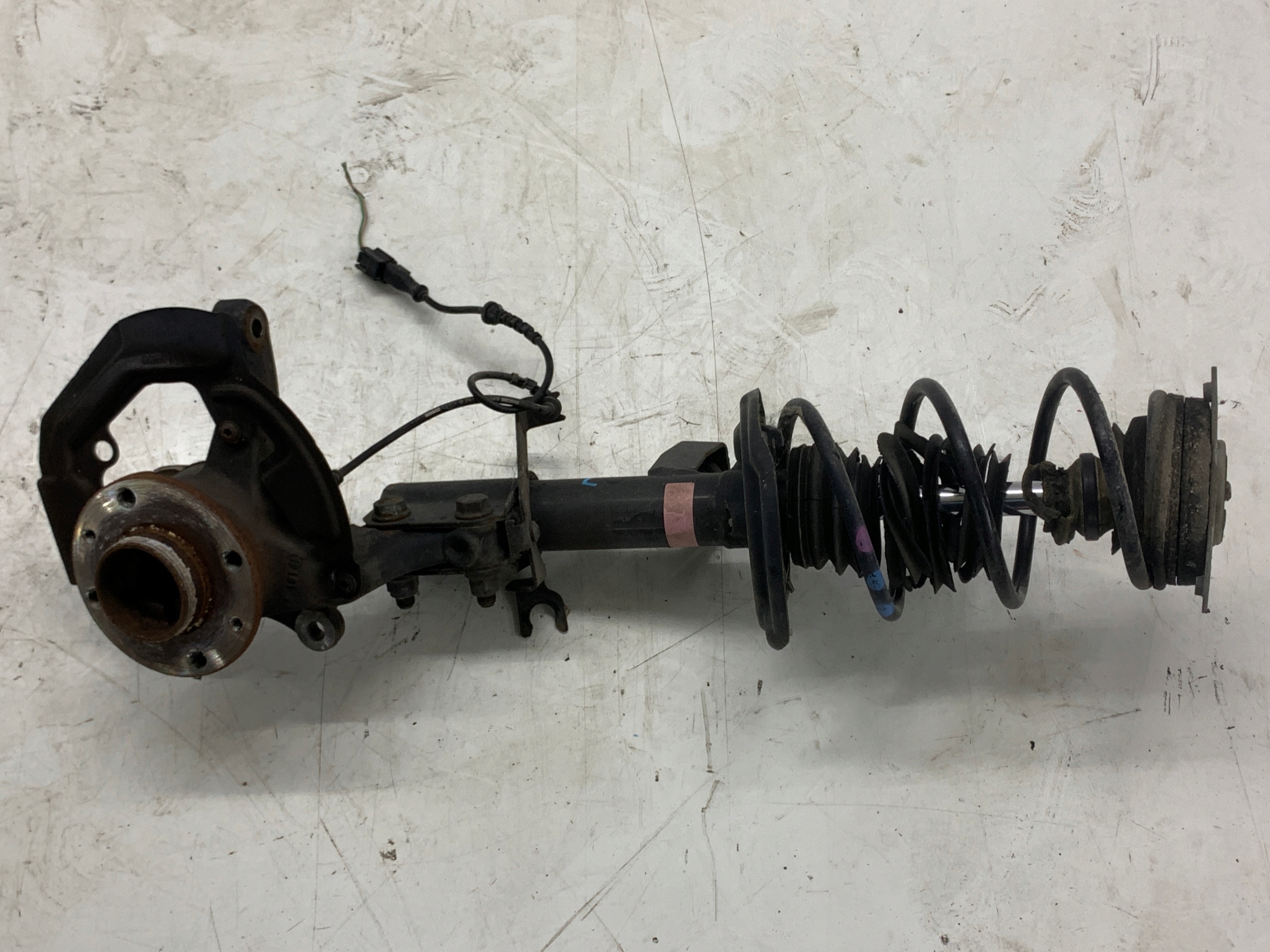 McPherson swing left front RENAULT TWINGO III (14-18) 1.0 SCE