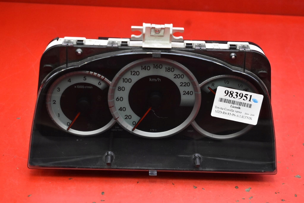 dials dials EU 83800-0F092-A TOYOTA COROLLA VERSO 2 II 2.2 D-CAT 177 KM