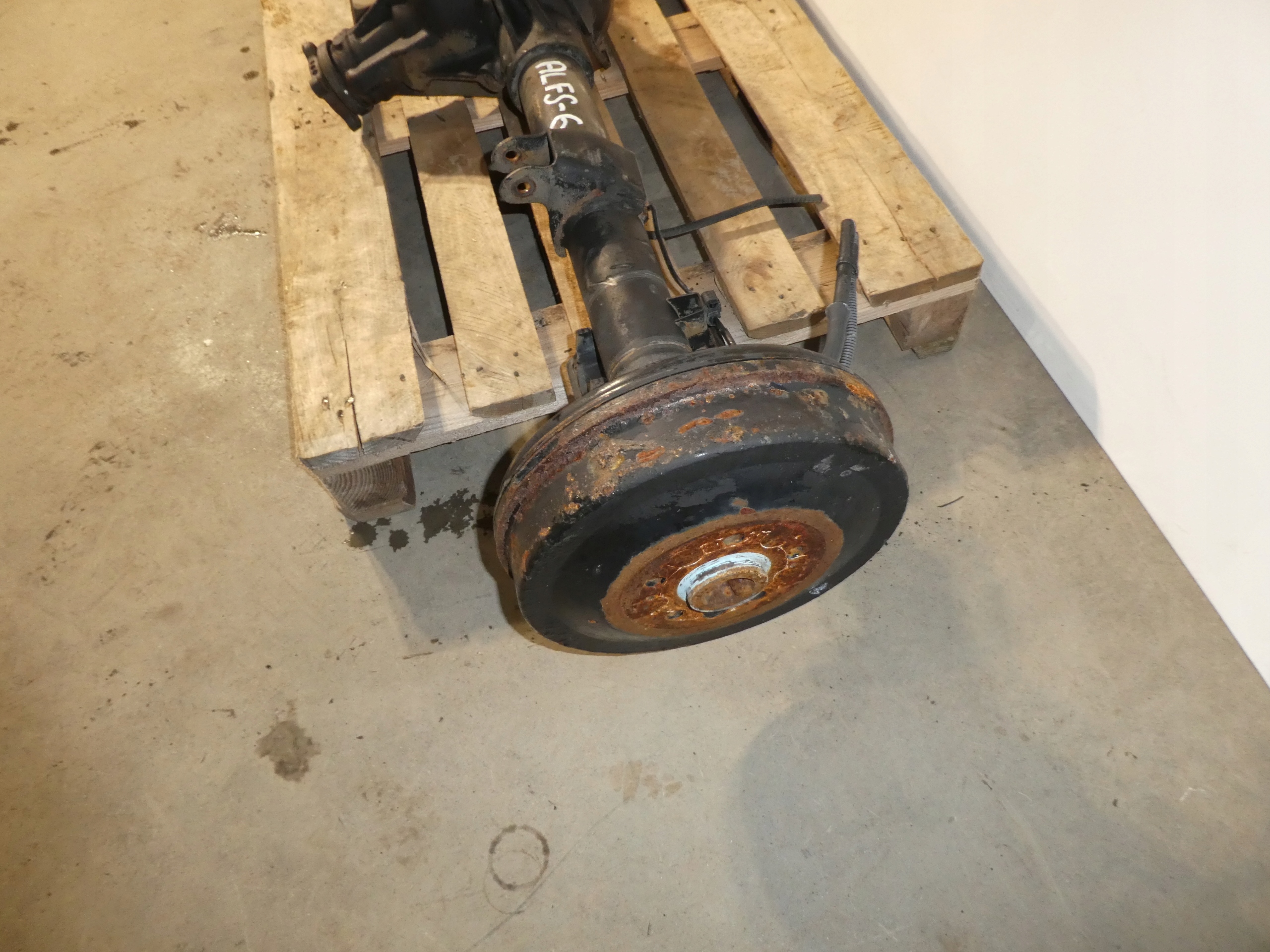 VW AMAROK differential diff rear part axis 2H6 2H0