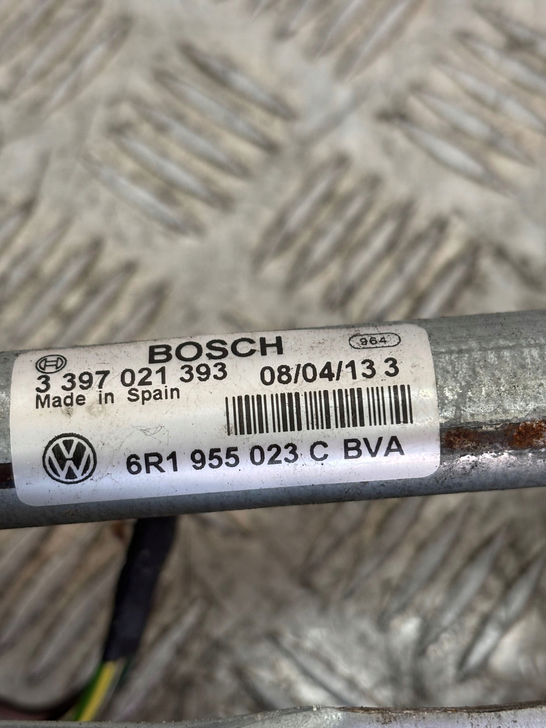 Wischergestänge VW POLO 6R 09