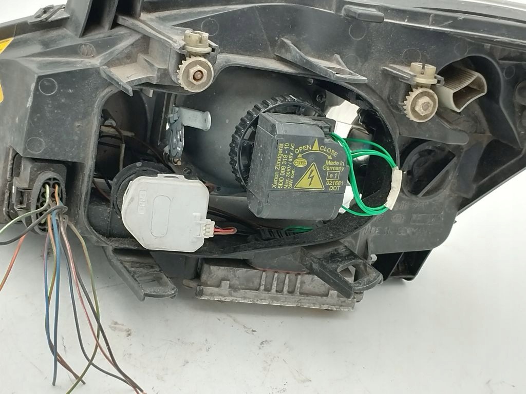 Ford Focus MK1 lift light right front front xenon 60683987