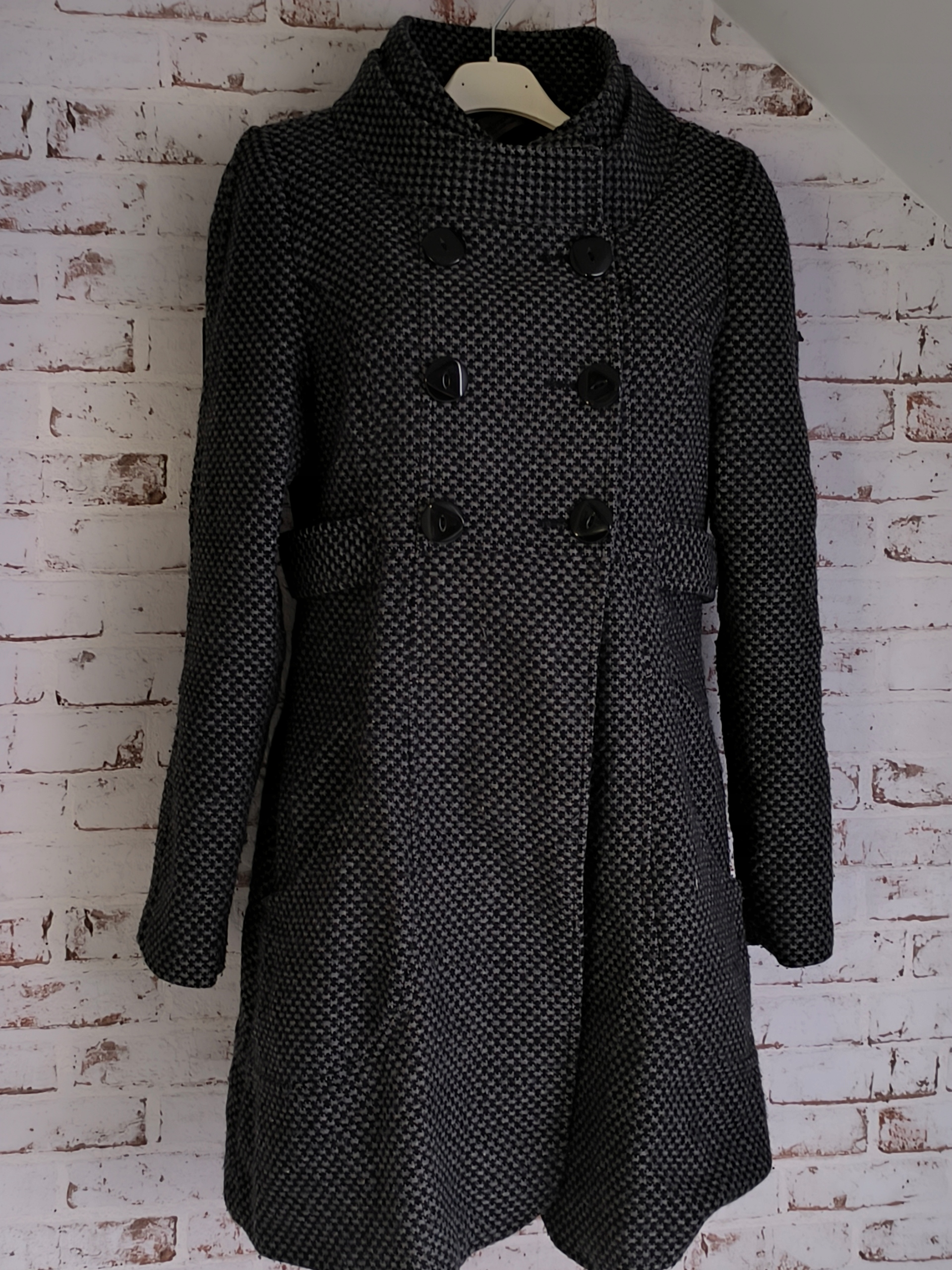 DAMSKI PŁASZCZYK NUMPH 25% WEŁNA R 38