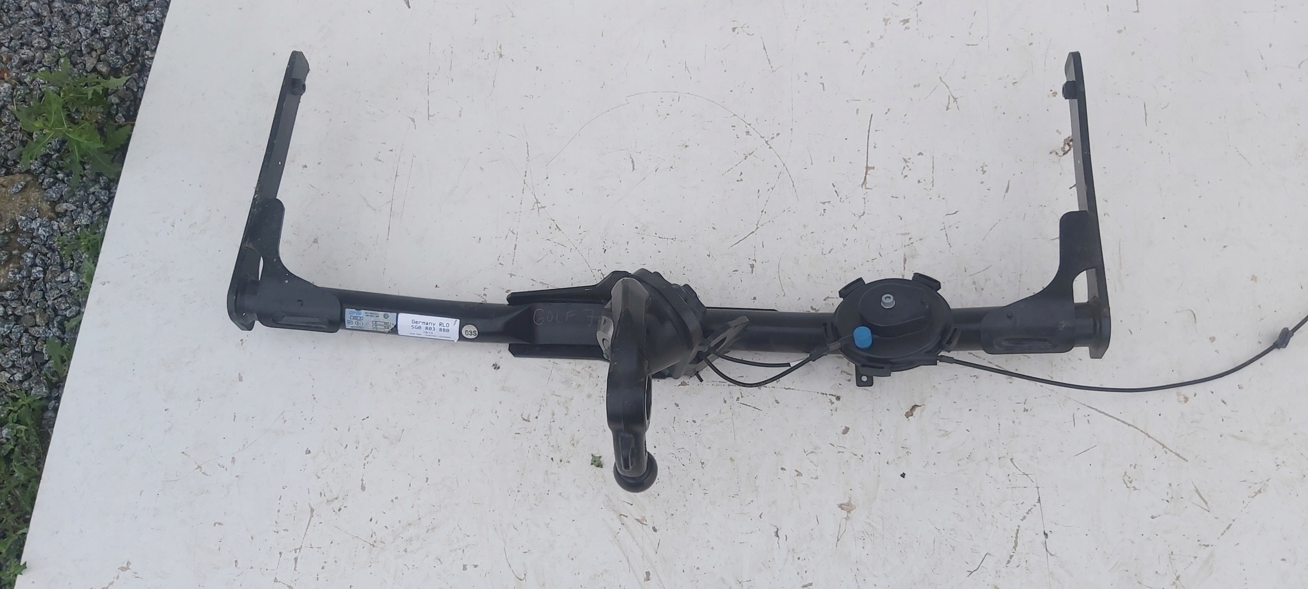 VW GOLF VII 5G0803880 HAK HOLOWNICZY