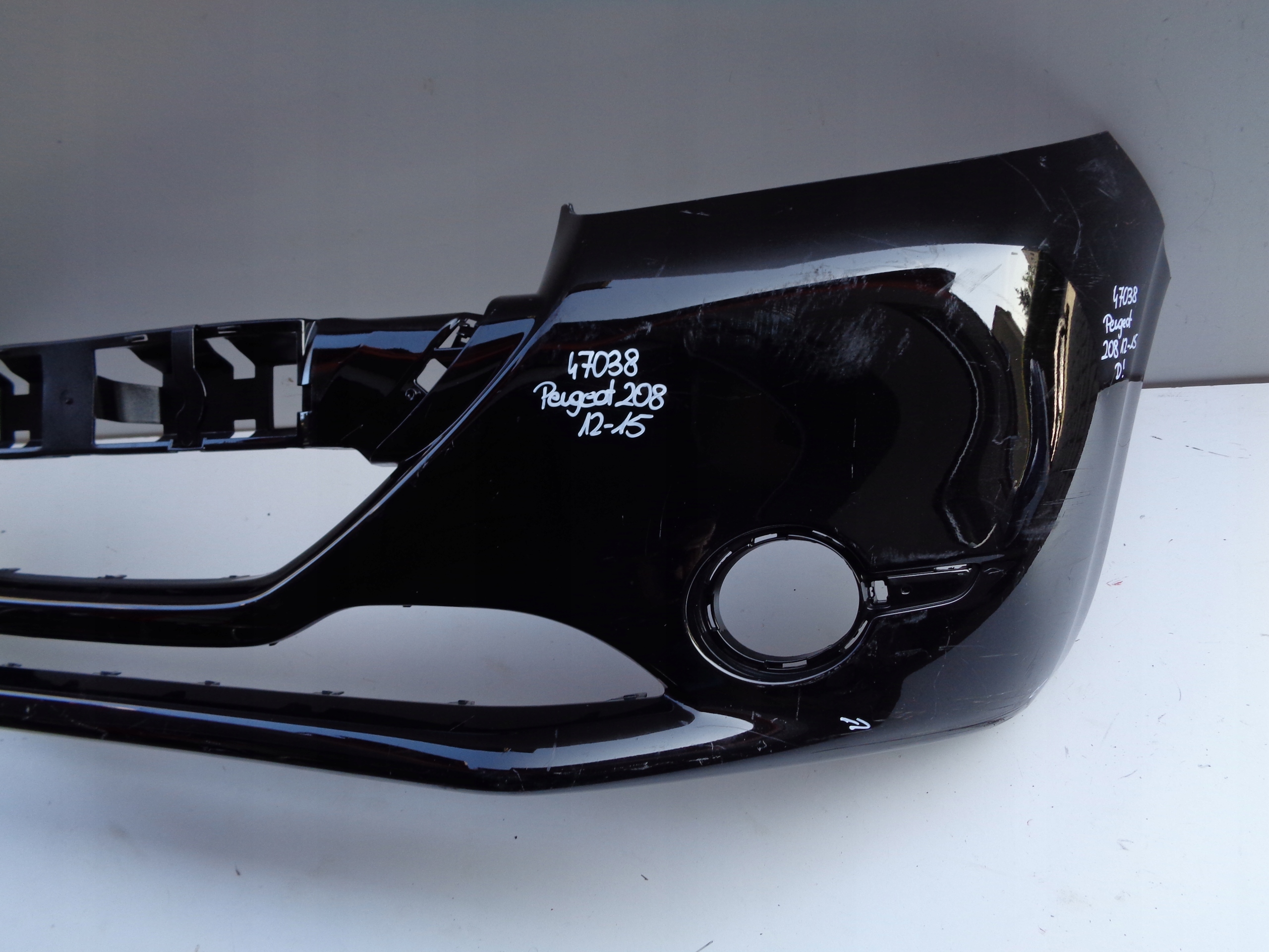 front bumper PEUGEOT 208 12-15 NR 47038
